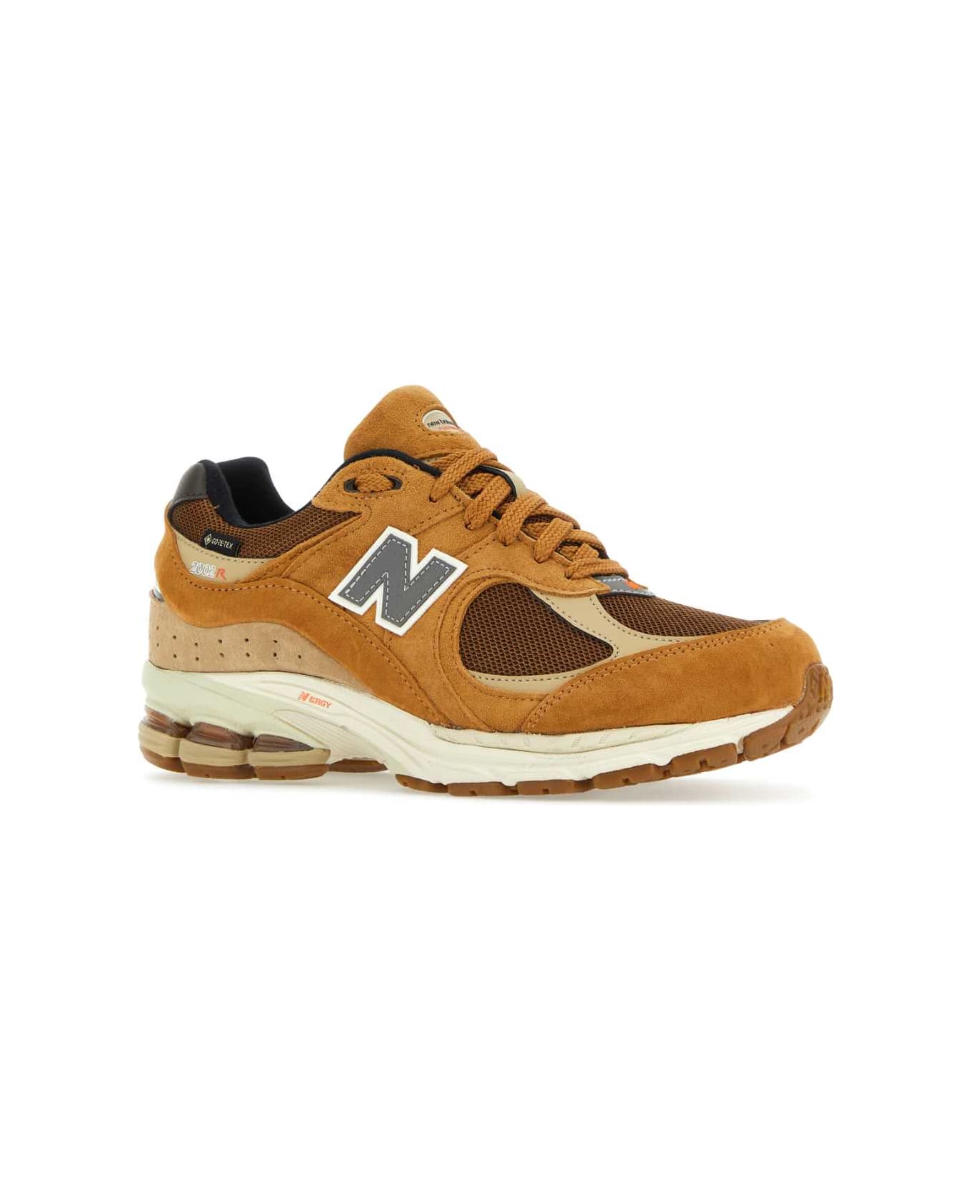 New Balance Camel Suede And Mesh 2002r Sneakers - TOBACCO
