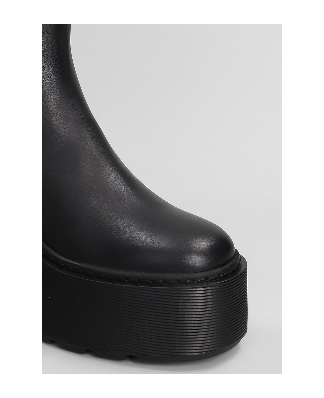 Vic Matié Elodie 101 High Heels Ankle Boots In Black Leather - black