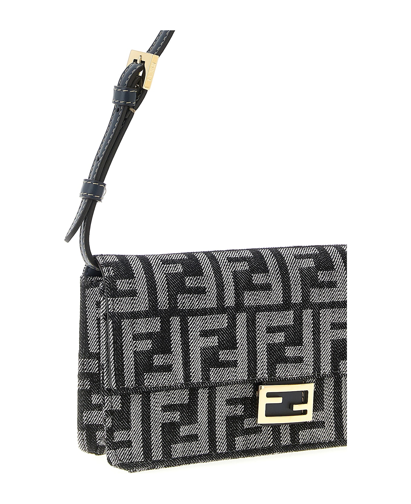 Fendi 
baguette
 Chain Wallet - Black  