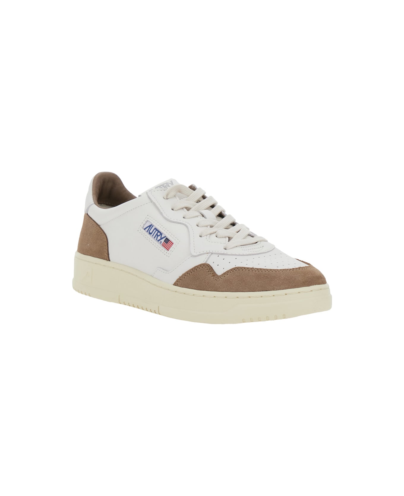 Autry 'medalist Low' White Low Top Sneakers With Side Logo Detail In Leather Man - White