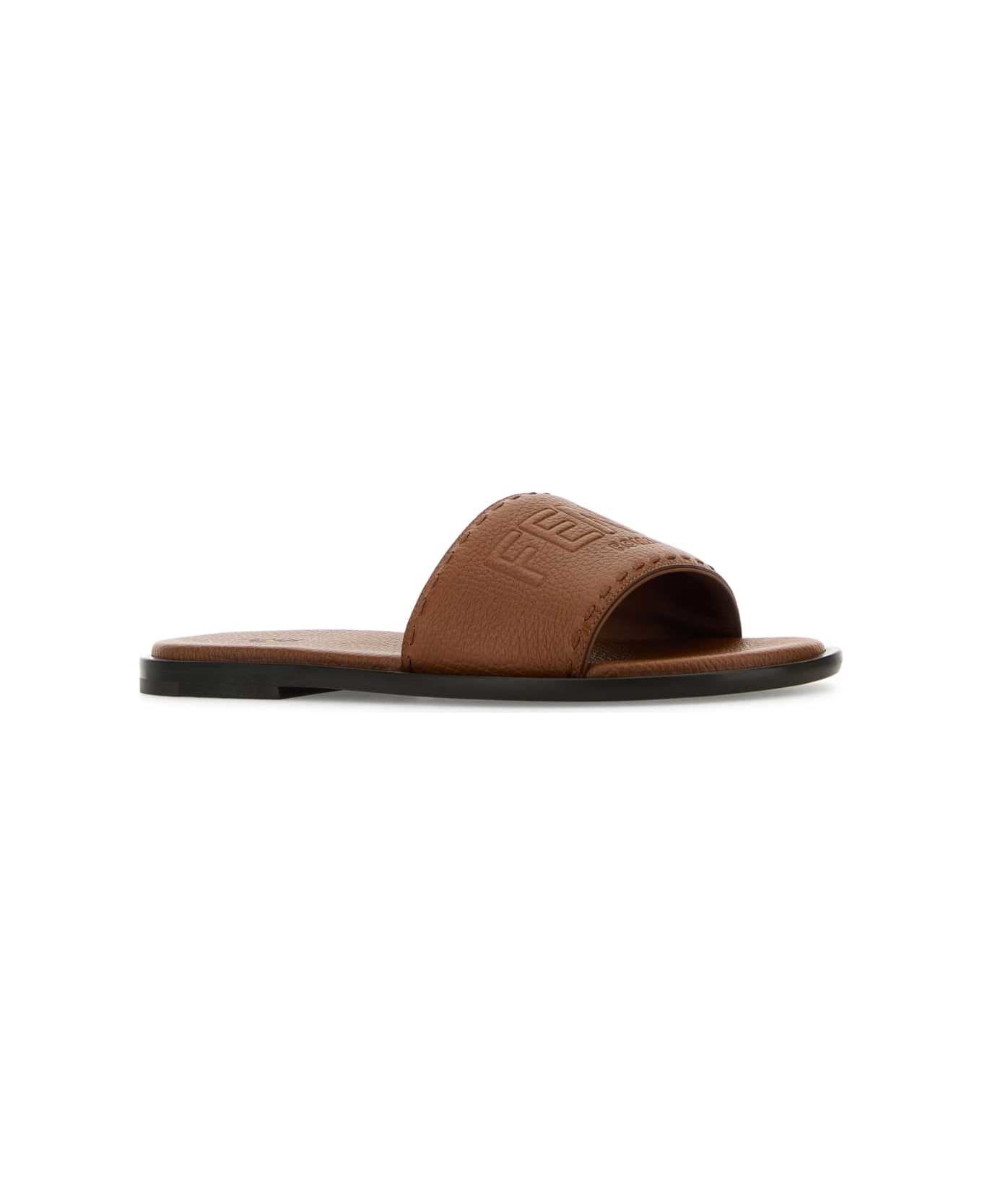 Fendi Caramel Leather Slippers - CUOIO