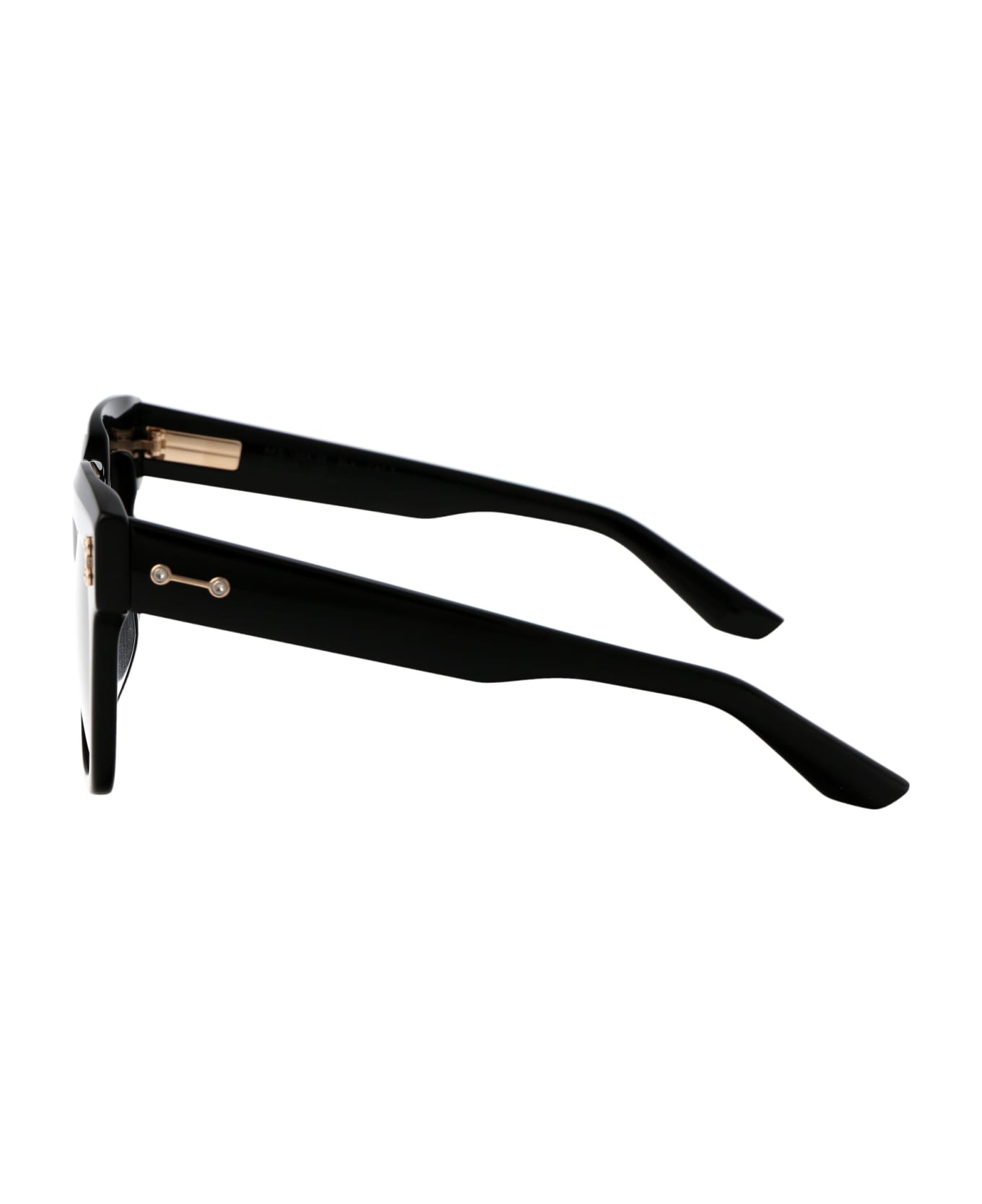 Akoni Lyra Sunglasses cat-eye - Complement your chic style with a fabulous pair of sunglasses