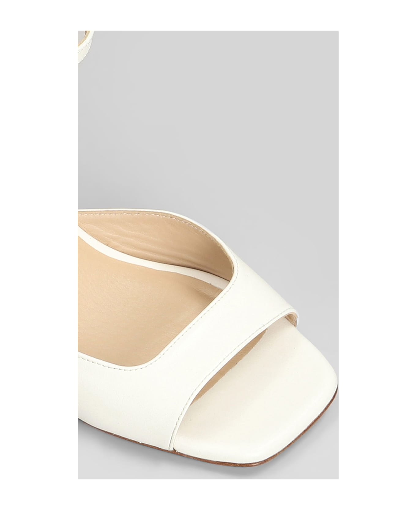 Stuart Weitzman Nudistia 75 Sandals In White Patent Leather - white