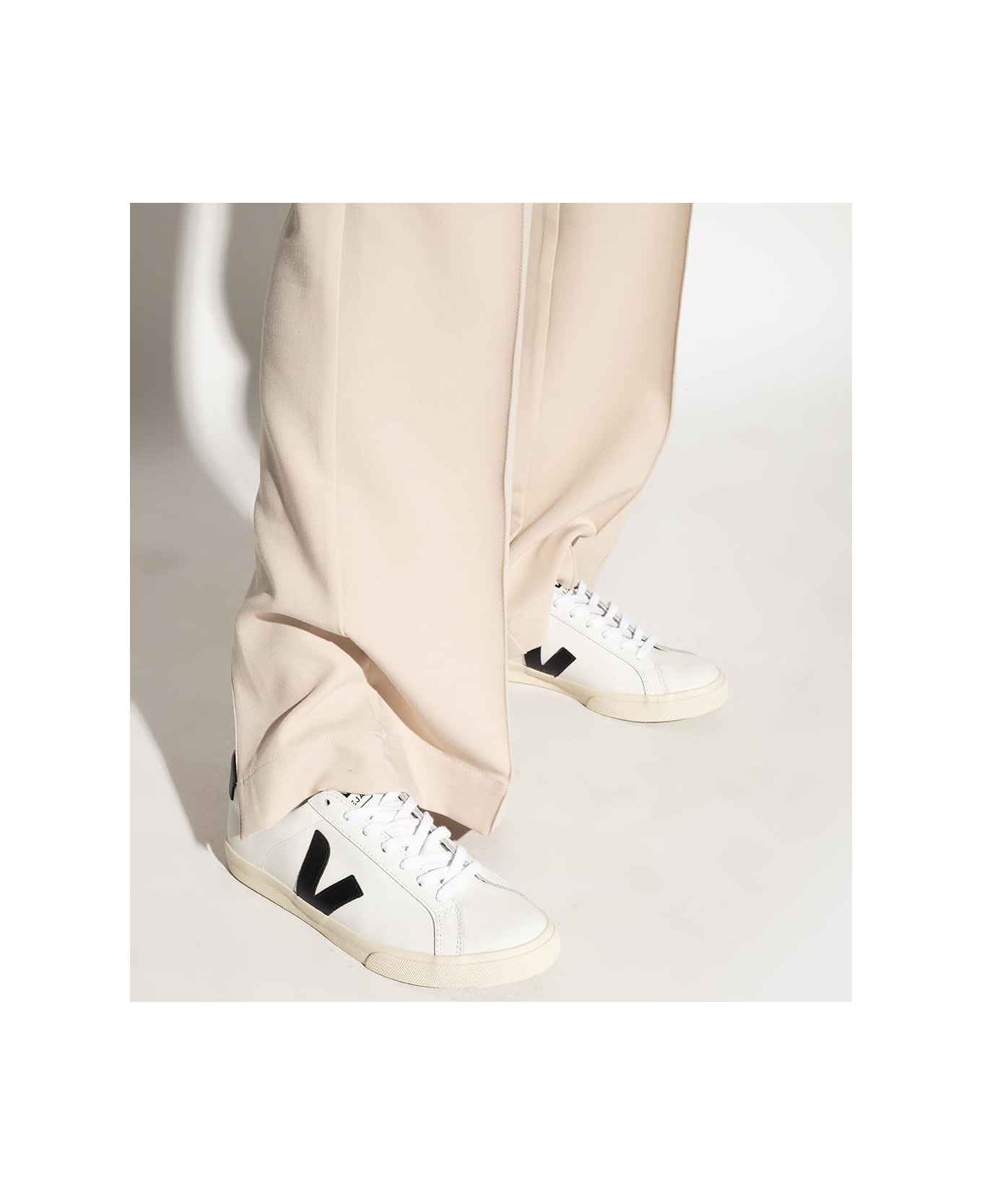 Veja 
esplar
 Sneakers - EXTRA-WHITE_BLACK