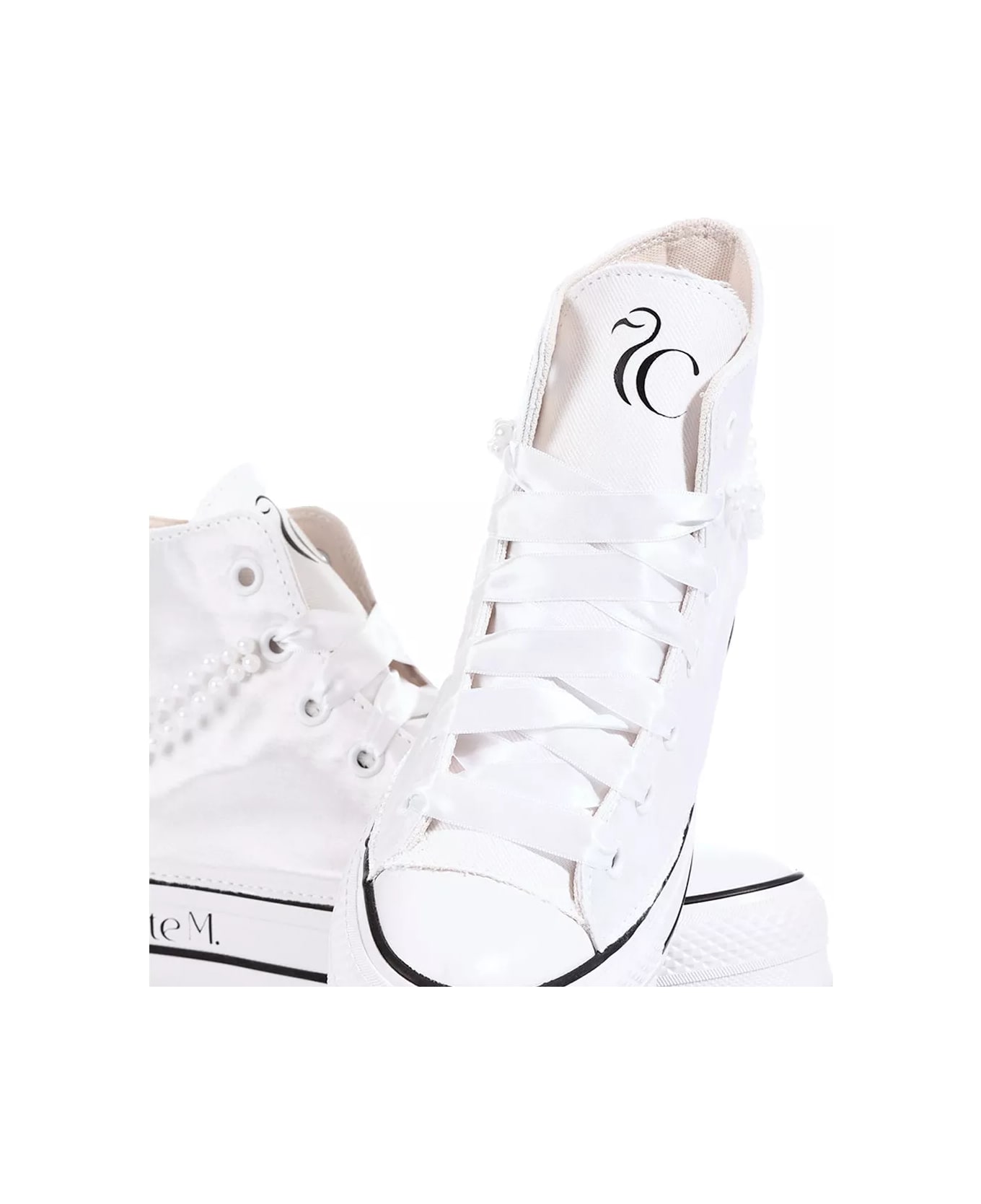 Mimanera Converse Platform Pearls By Charlotte M.