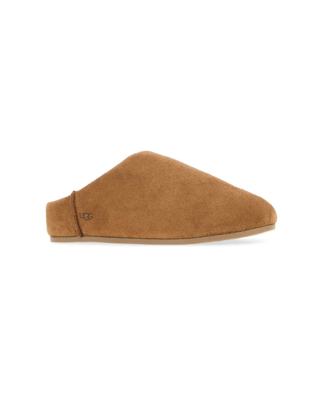 UGG Camel Suede Elea Slippers - CHESTNUT フラットシューズ