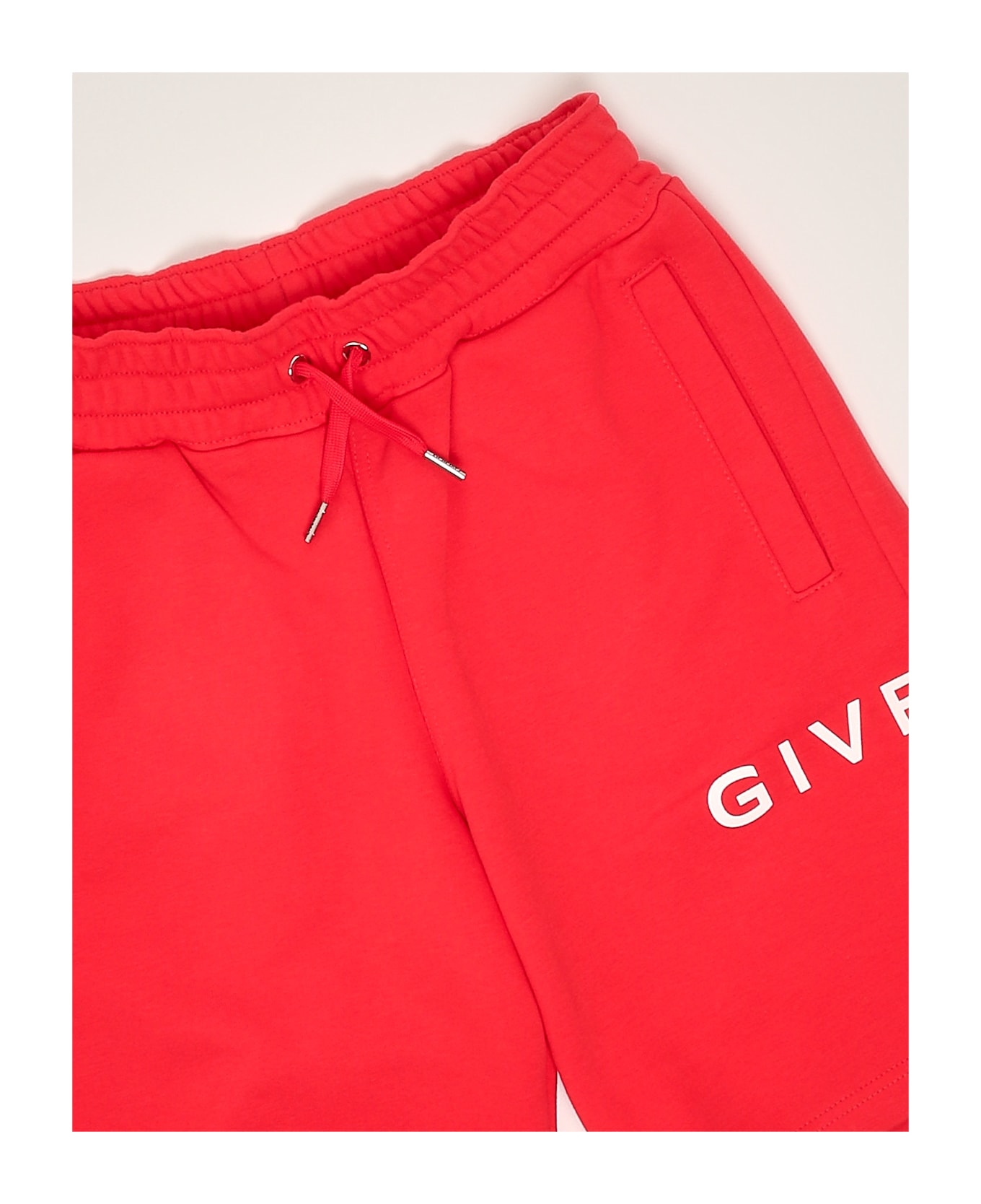 Givenchy Sweatshorts Shorts - ROSSO