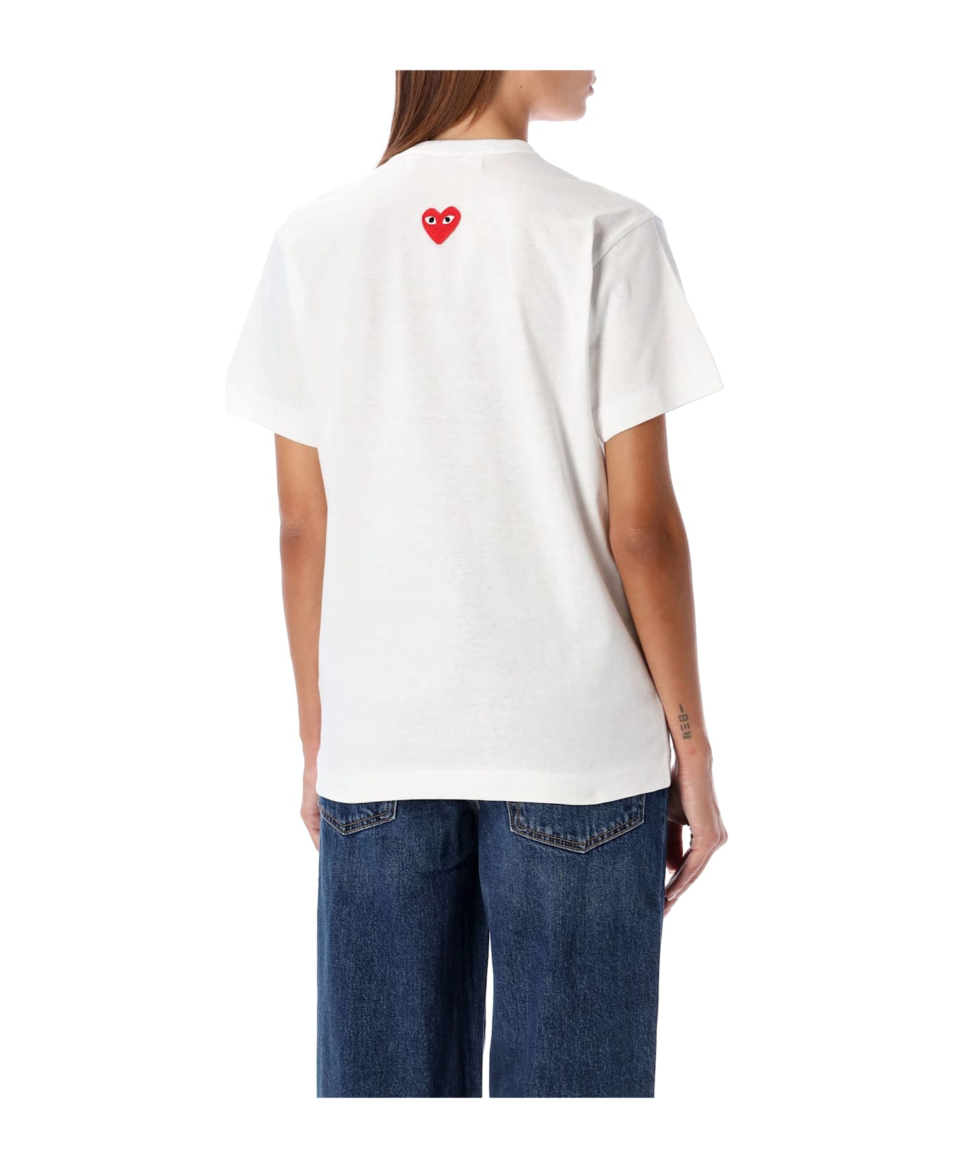 Comme des Garçons Play Back Red Heart Patch T-shirt - WHITE