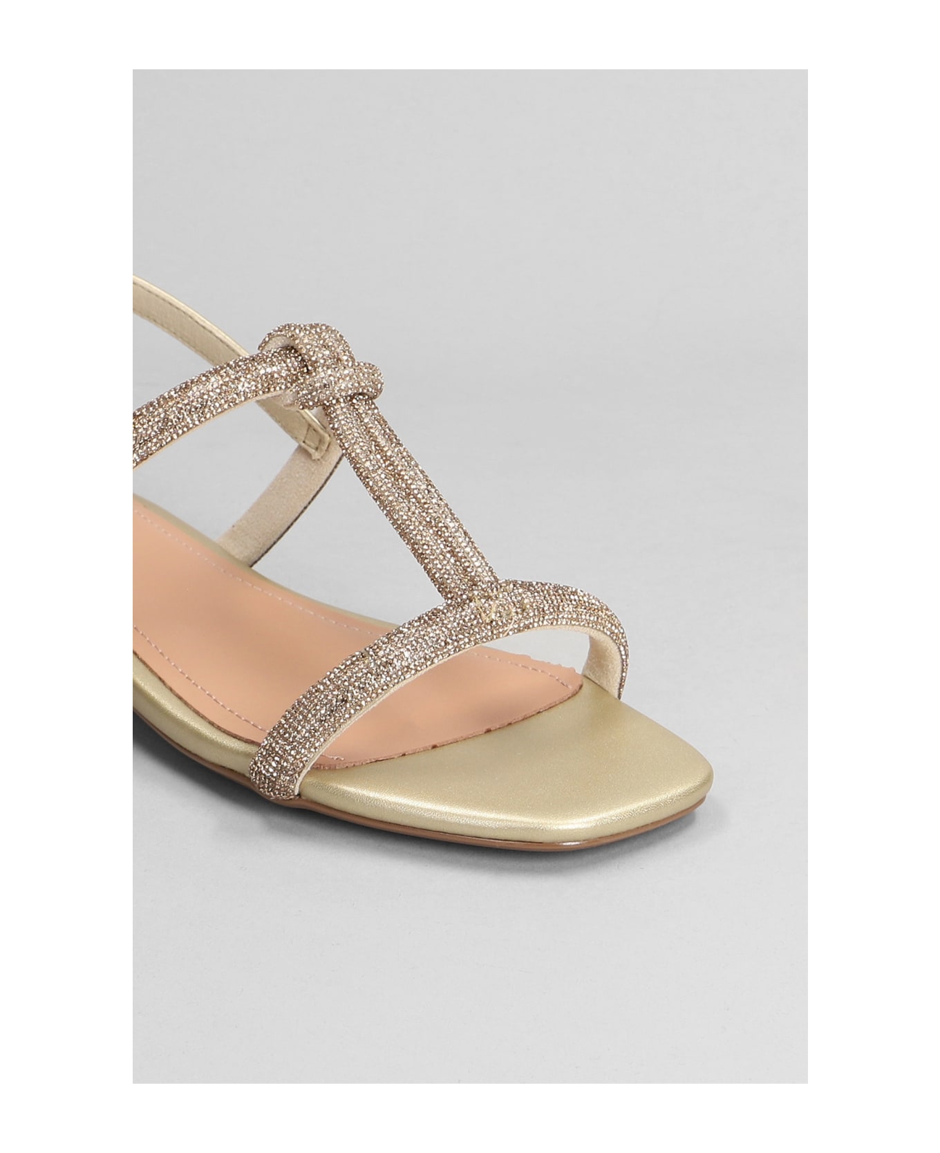 Bibi Lou Caloy Flats In Gold Leather - gold