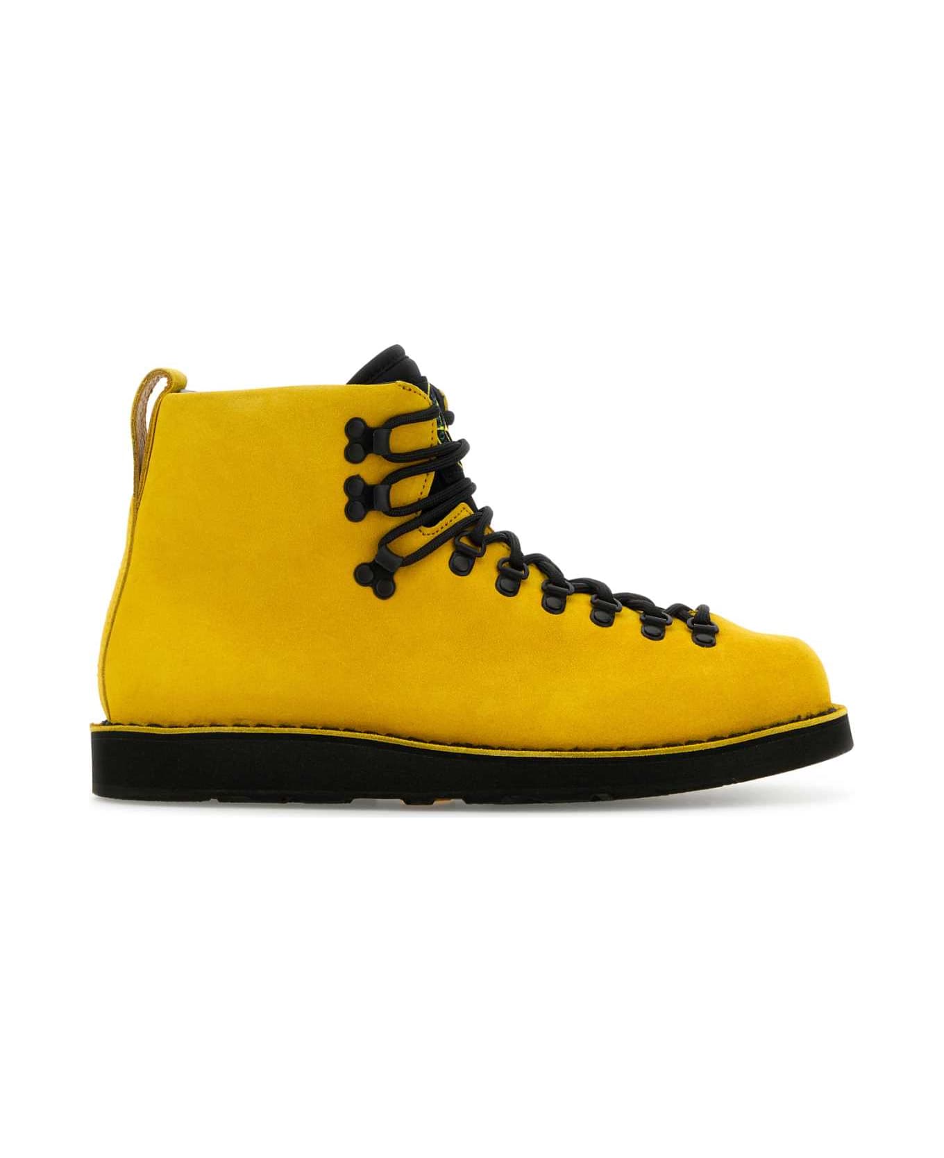 Stone Island Yellow Leather S0204 Nabuk Sneakers - YELLOW