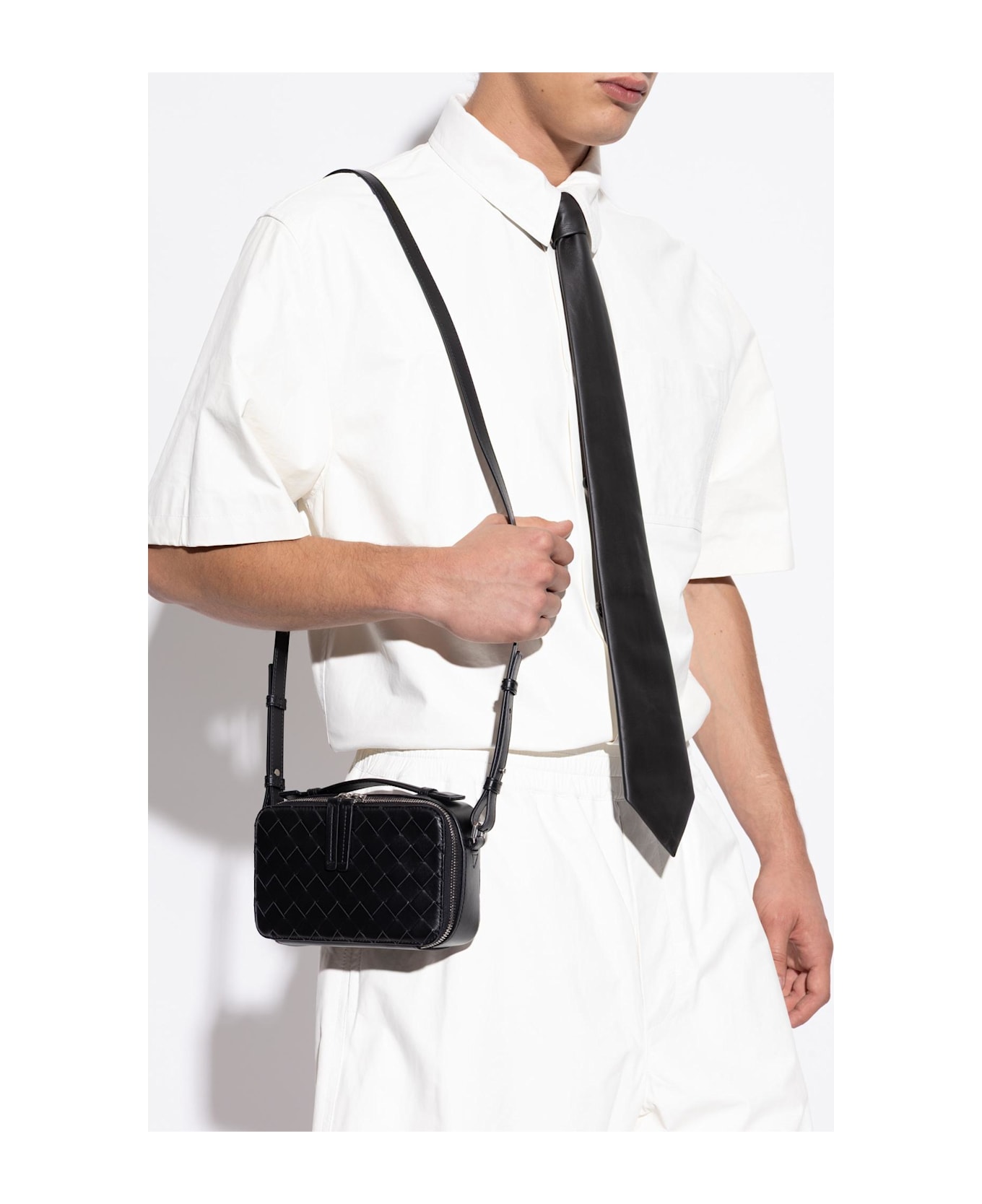 Bottega Veneta Leather Handbag - Black