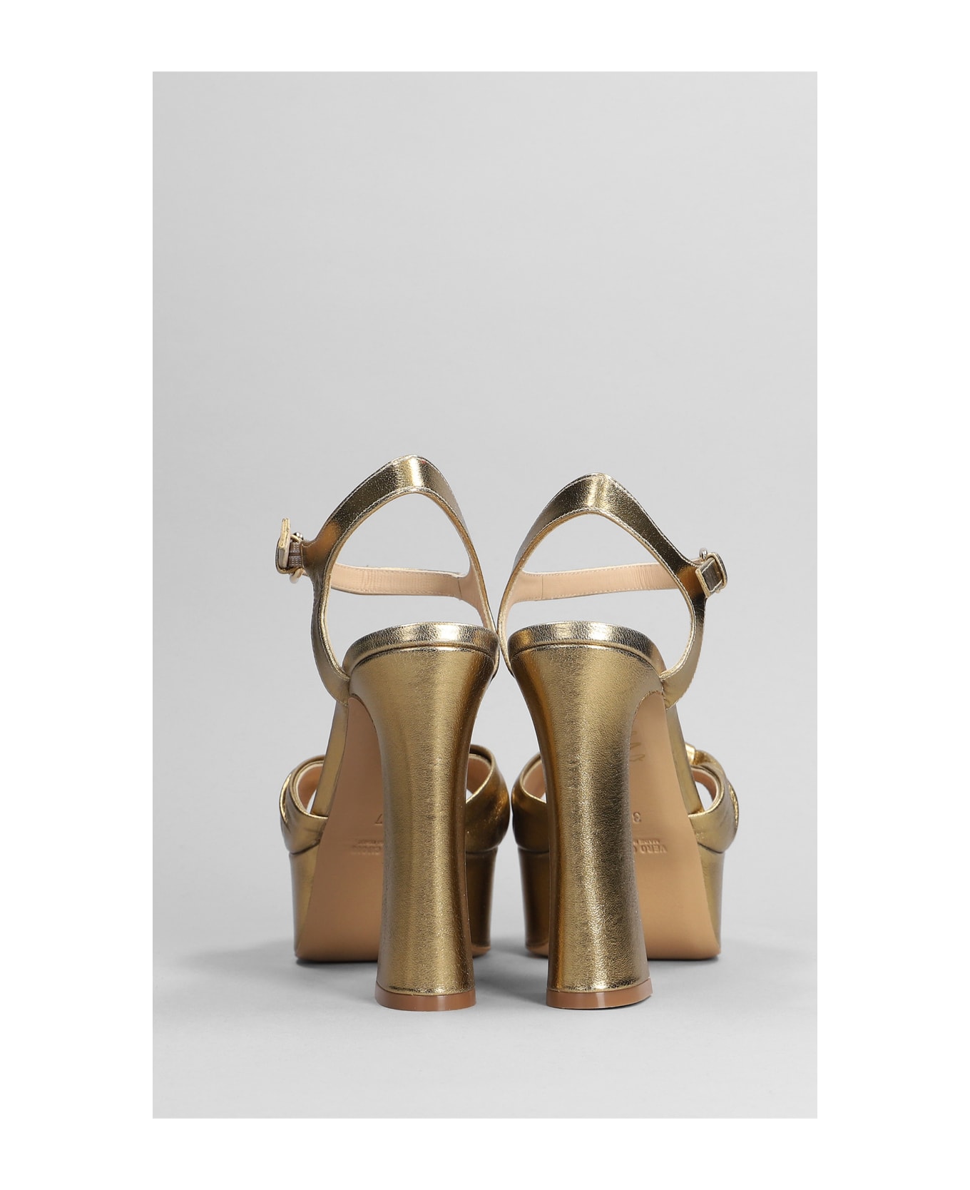 Roberto Festa Woman Sandals In Gold Leather - gold