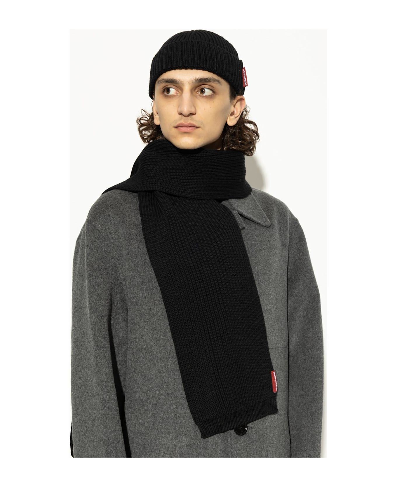 Dsquared2 Set: Hat And Scarf - Black