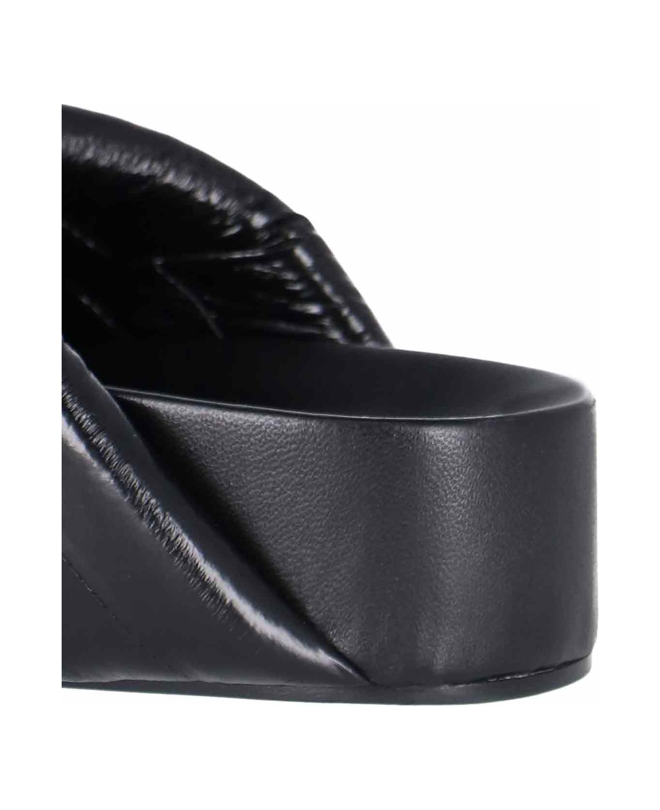 Jil Sander Crossed Sandals - BLACK フラットシューズ
