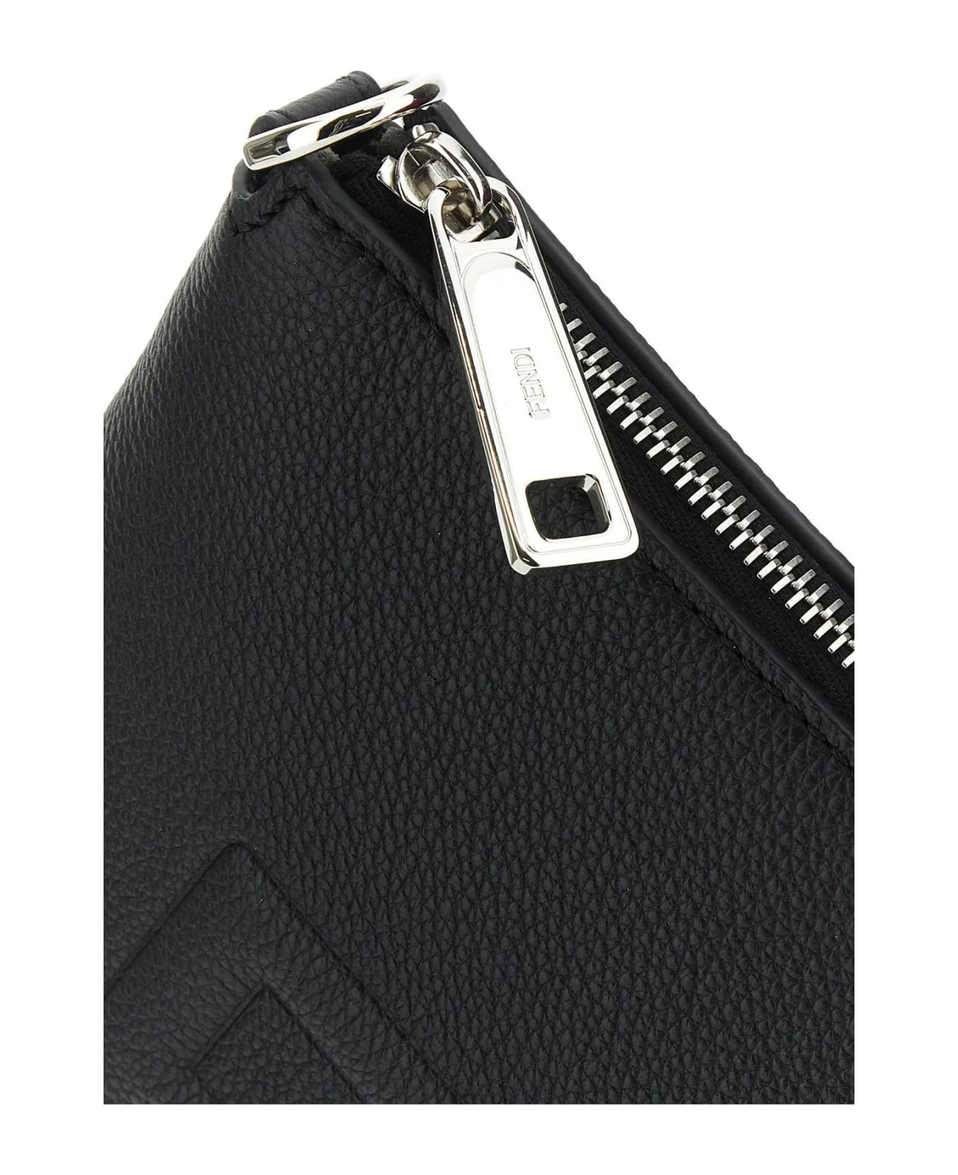 Fendi Black Leather Fendi Roma Shoulder Bag - Black クラッチバッグ