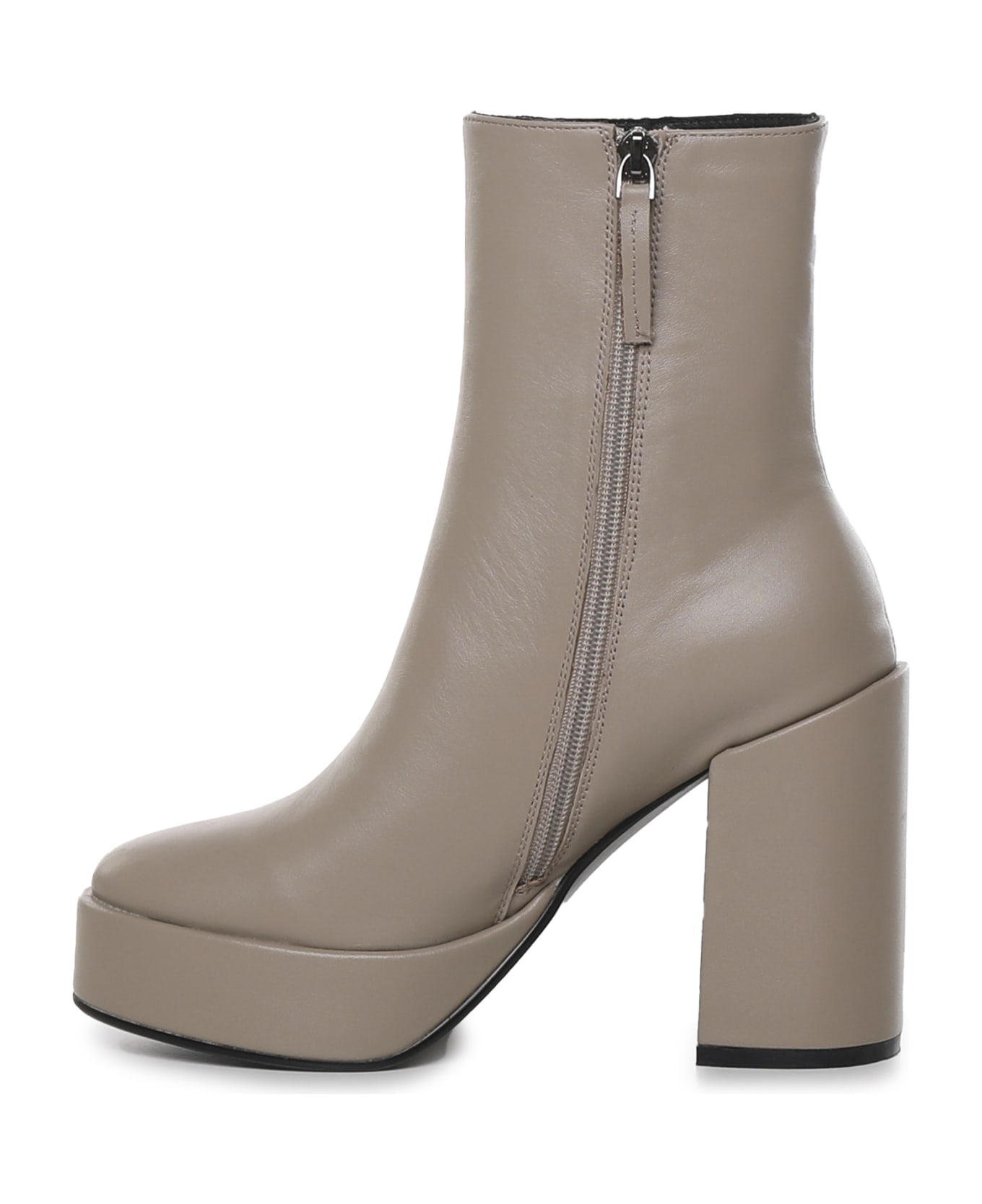 Bibi Lou Leather Boot With Heel - Taupe