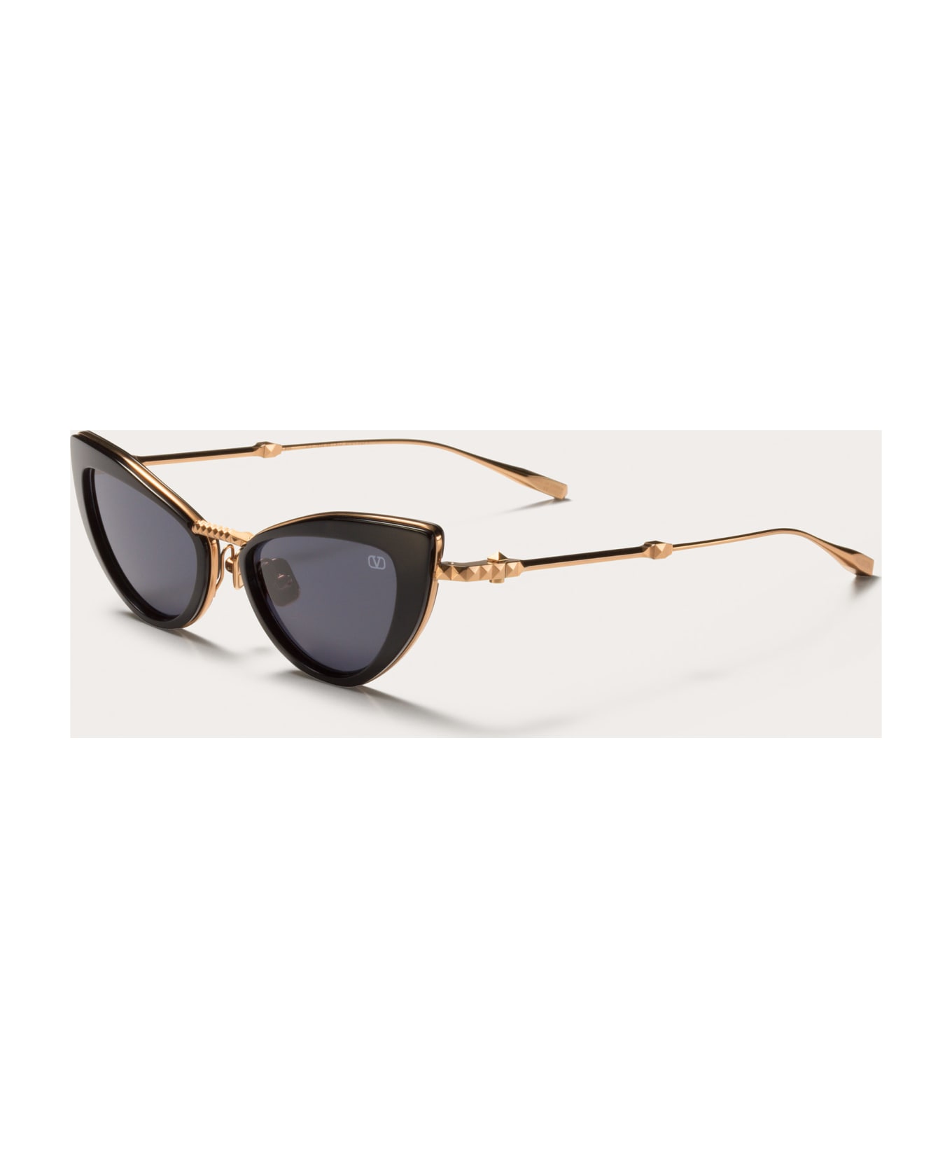 Valentino Eyewear Viii - fendi Gold / Black Sunglasses - Black/fendi gold