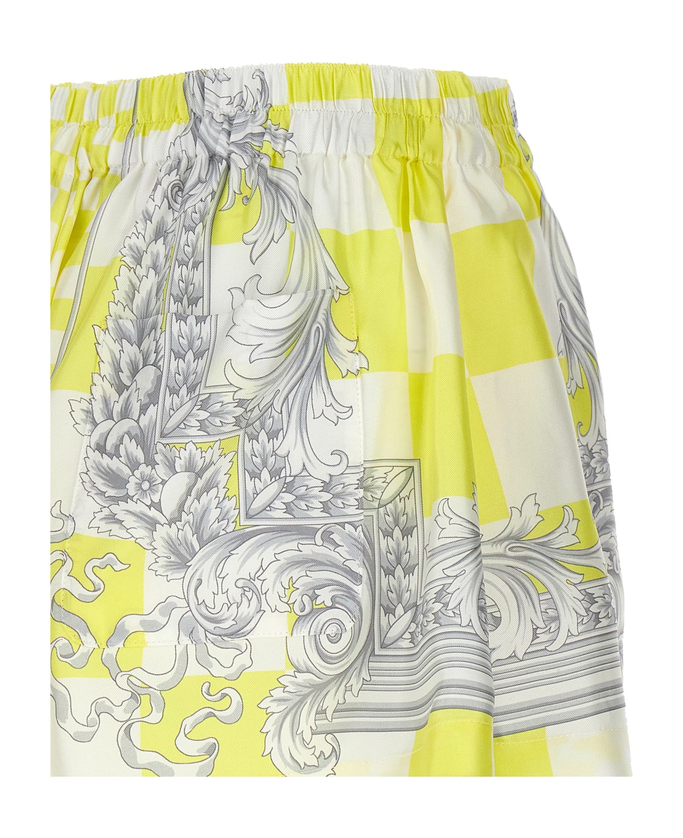 Versace 'medusa Contrasto' Shorts - Yellow