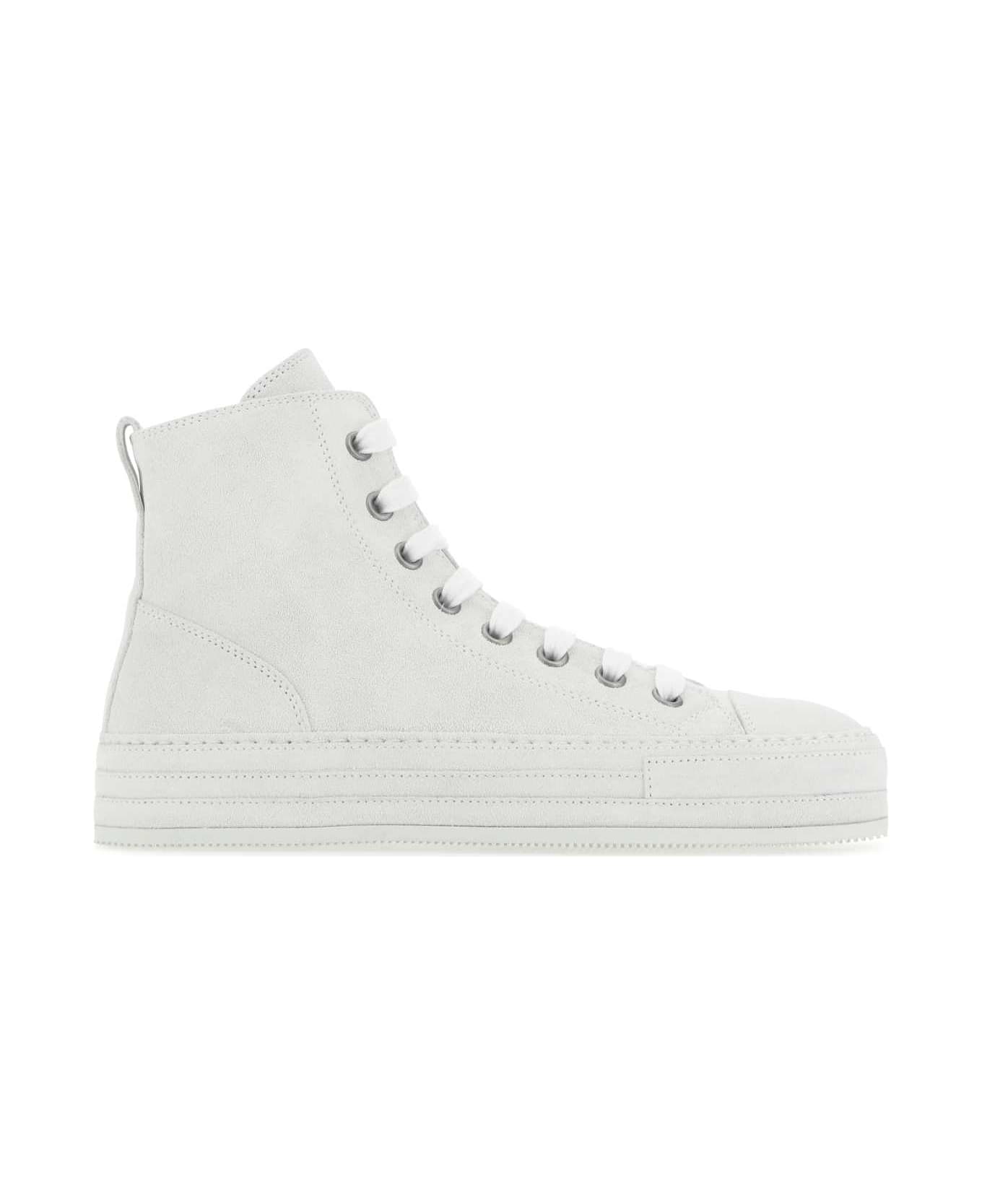 Ann Demeulemeester Chalk Suede Sneakers - 001 スニーカー