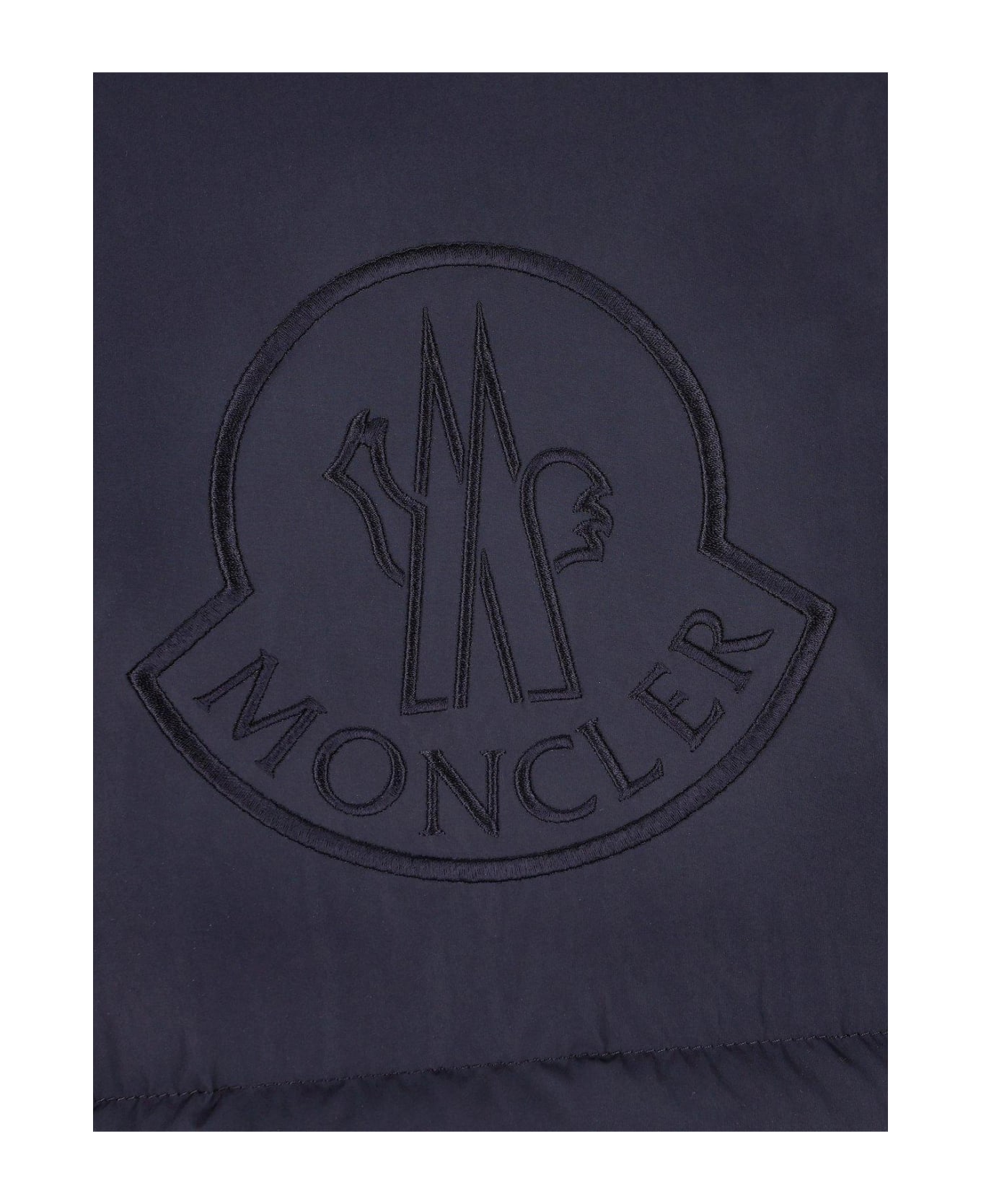 Moncler Logo Embroidered Hooded Padded Jacket コート＆ジャケット