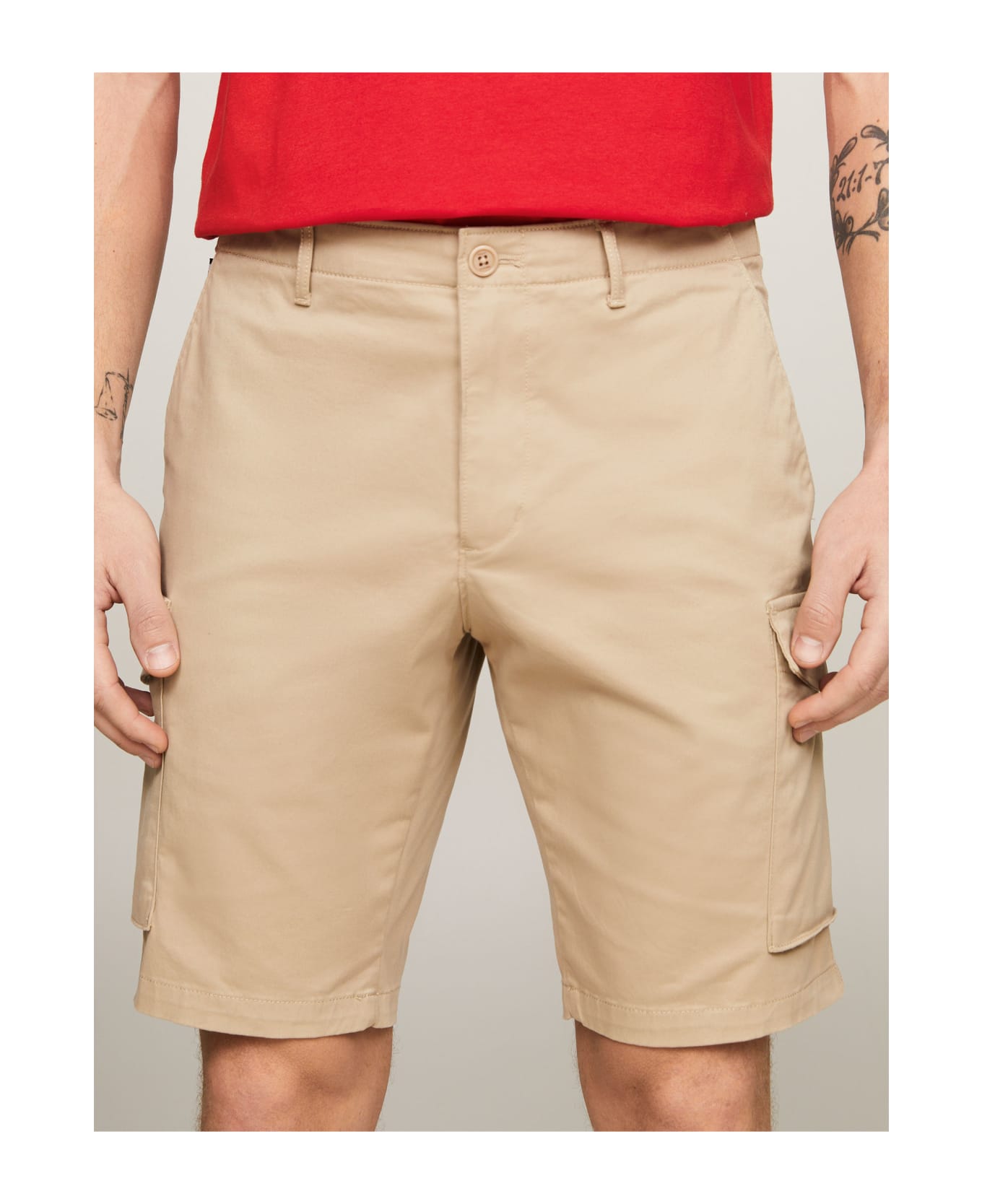 Tommy Hilfiger Khaki Men's Bermuda Shorts With Pockets - BATIQUE KHAKI