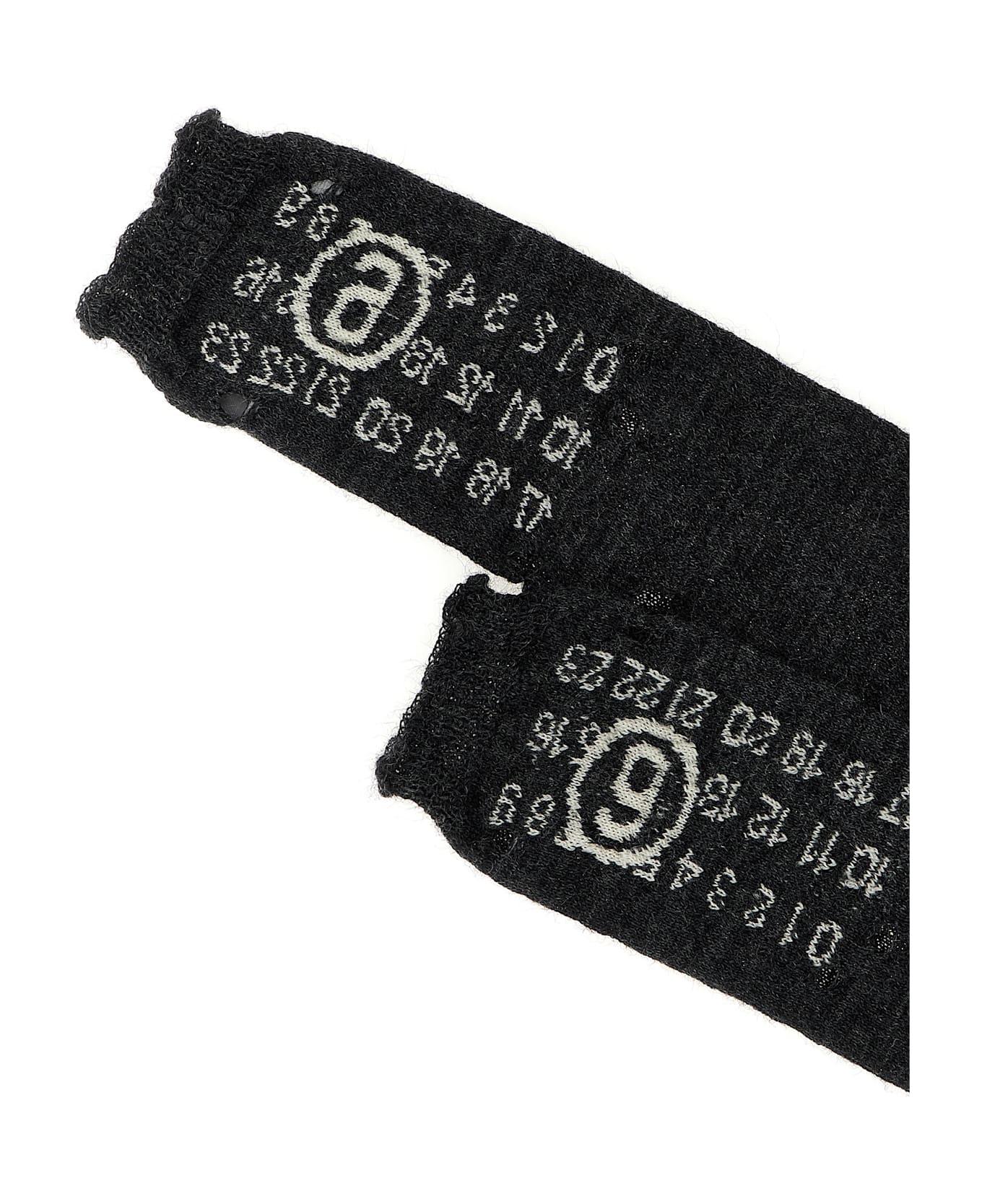 MM6 Maison Margiela 
numeric Signature Mm6
 Gloves - Gray