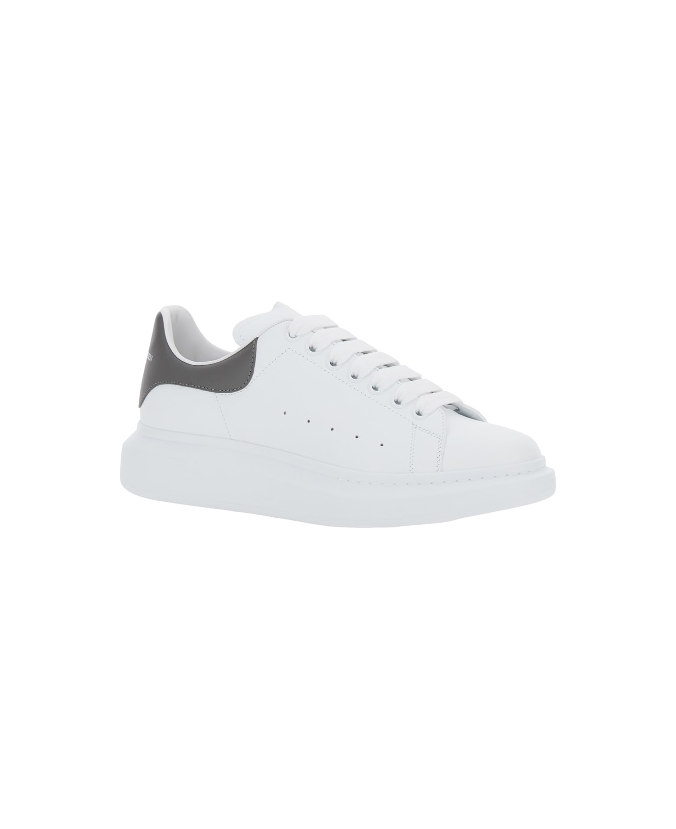 Alexander McQueen White Oversize Sneakers With Flat Laces And Contrasting Heel With Logo Lettering In Leather Man - White