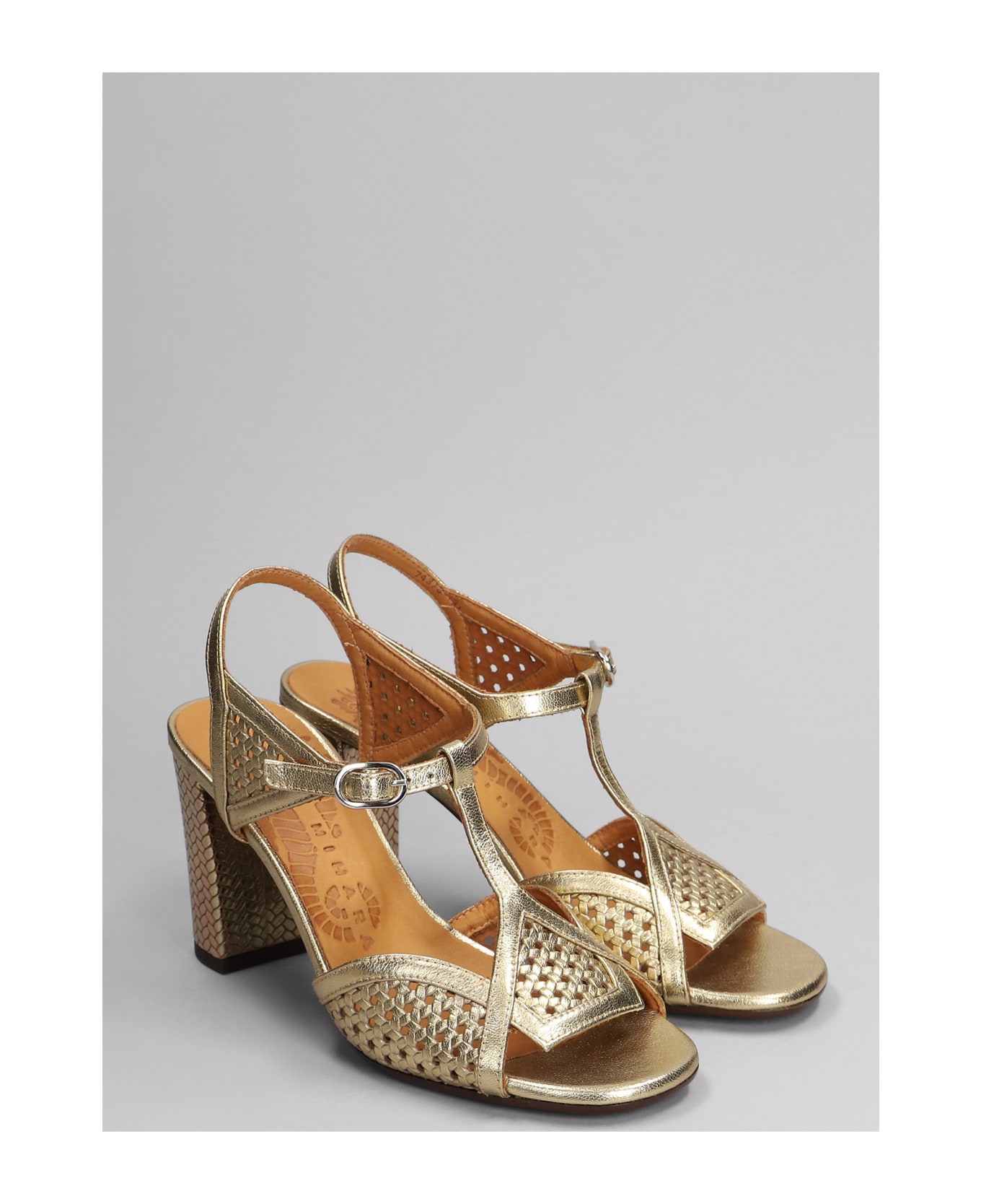 Chie Mihara Bessy Sandals In Gold Leather - gold サンダル