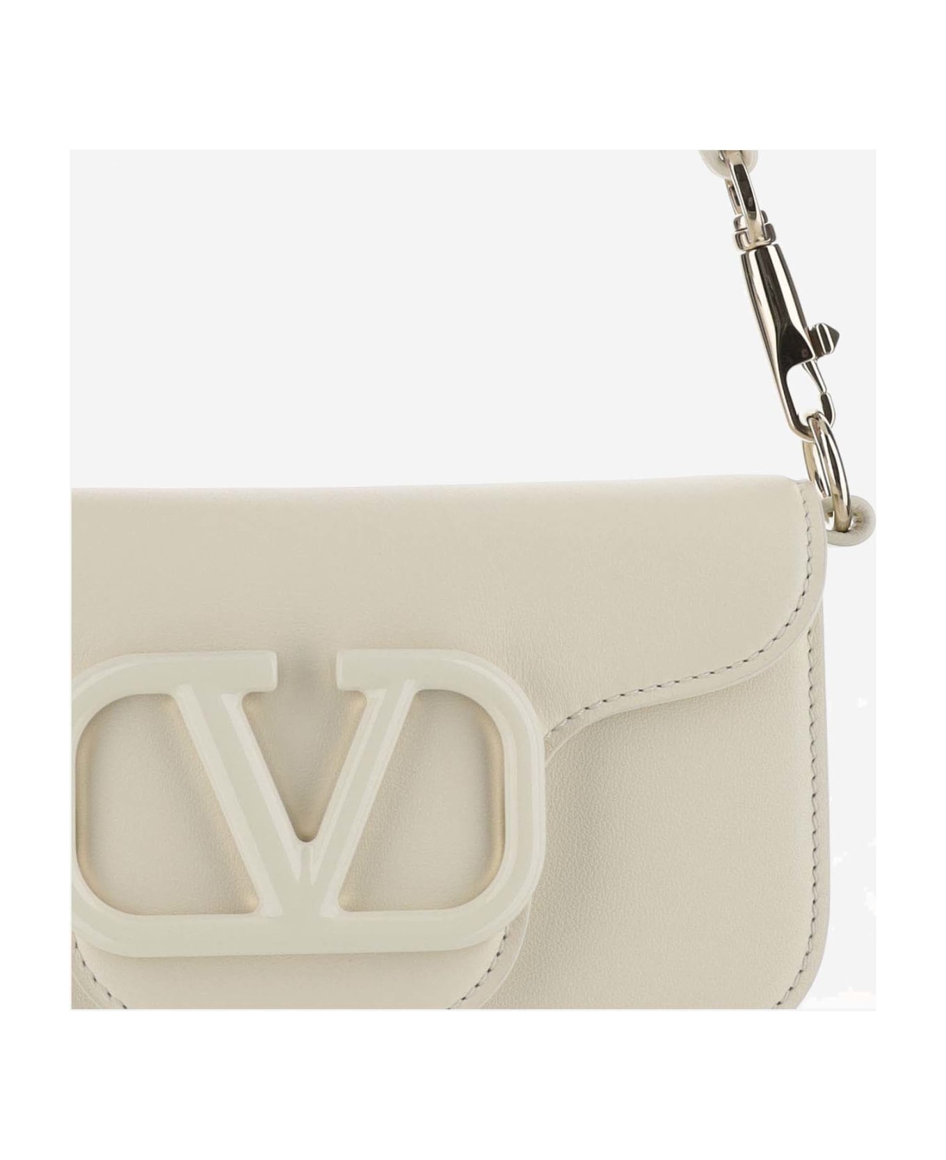 Valentino Garavani Small Loco' Bag In Calfskin - White