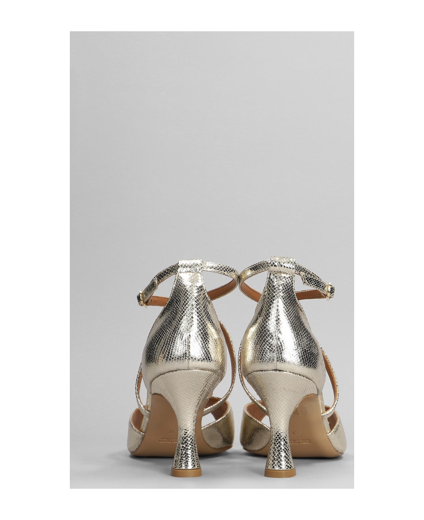 Julie Dee Sandals In Platinum Leather - platinum