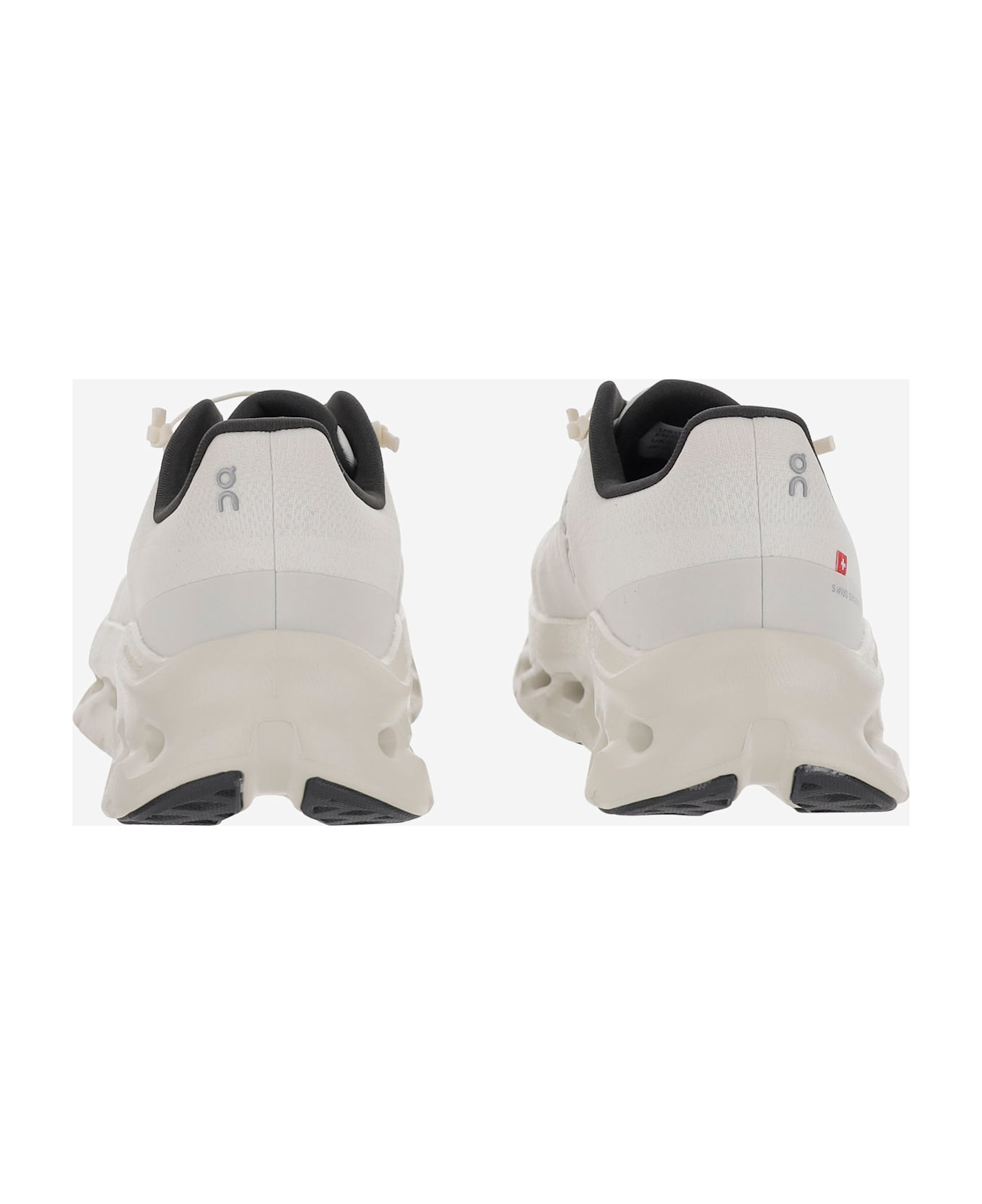 ON Cloudtilt Sneakers - White