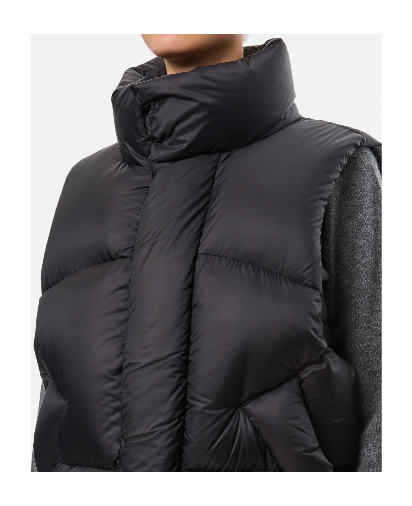 Mordecai Down Vest - Black