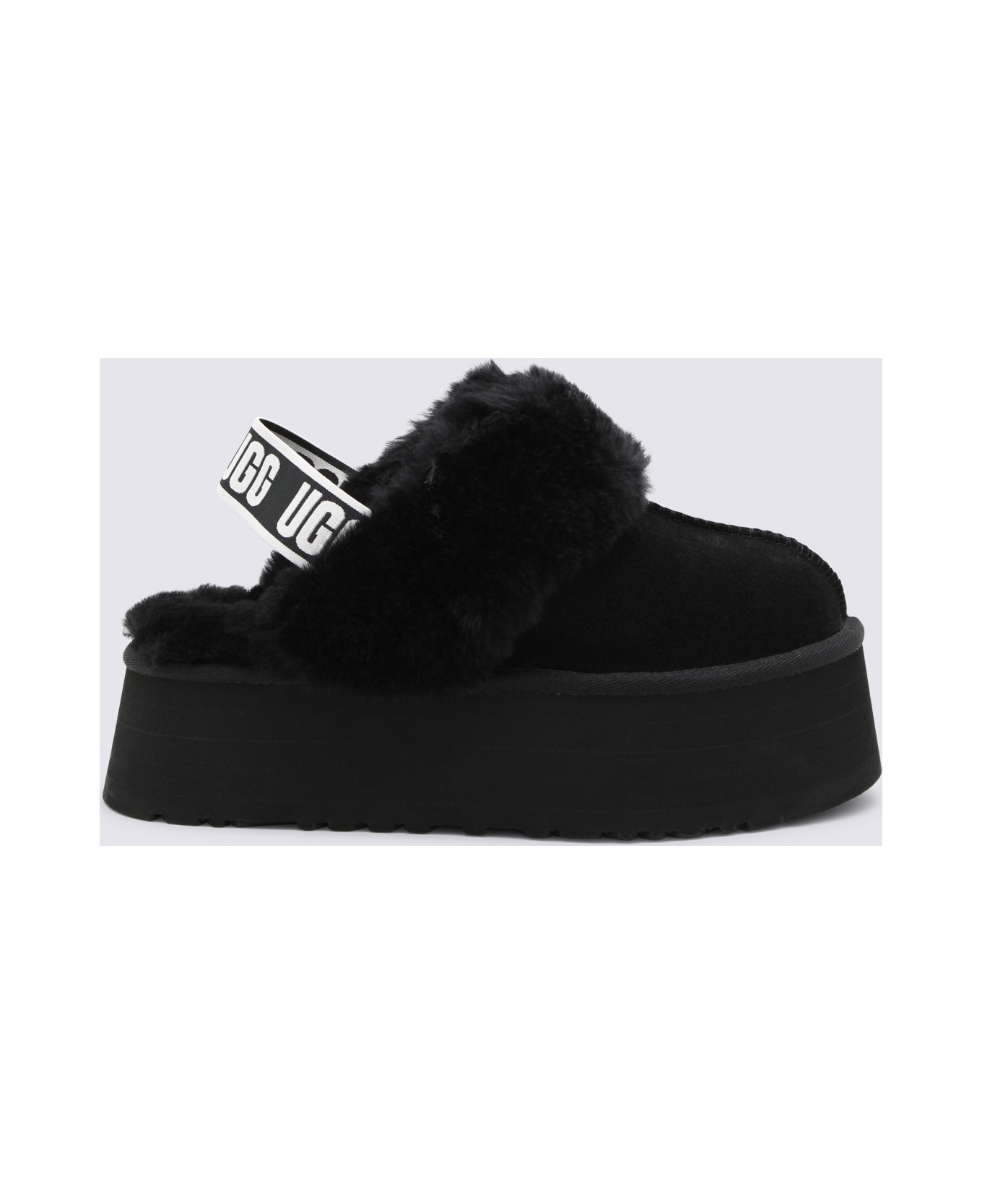 UGG Black Flats - Black