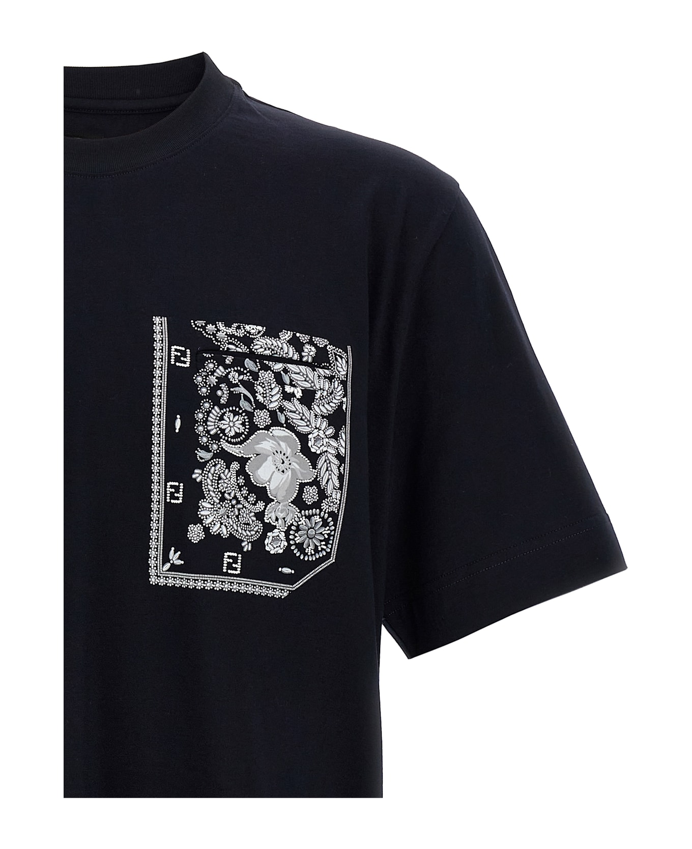Fendi 
bandanda Pocket
 T-shirt