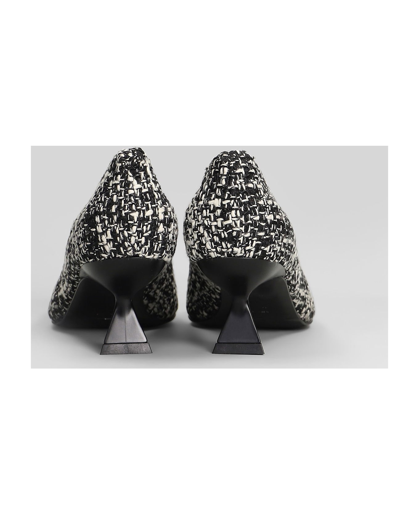 Roberto Festa Evilly Pumps In Black Fabric - black