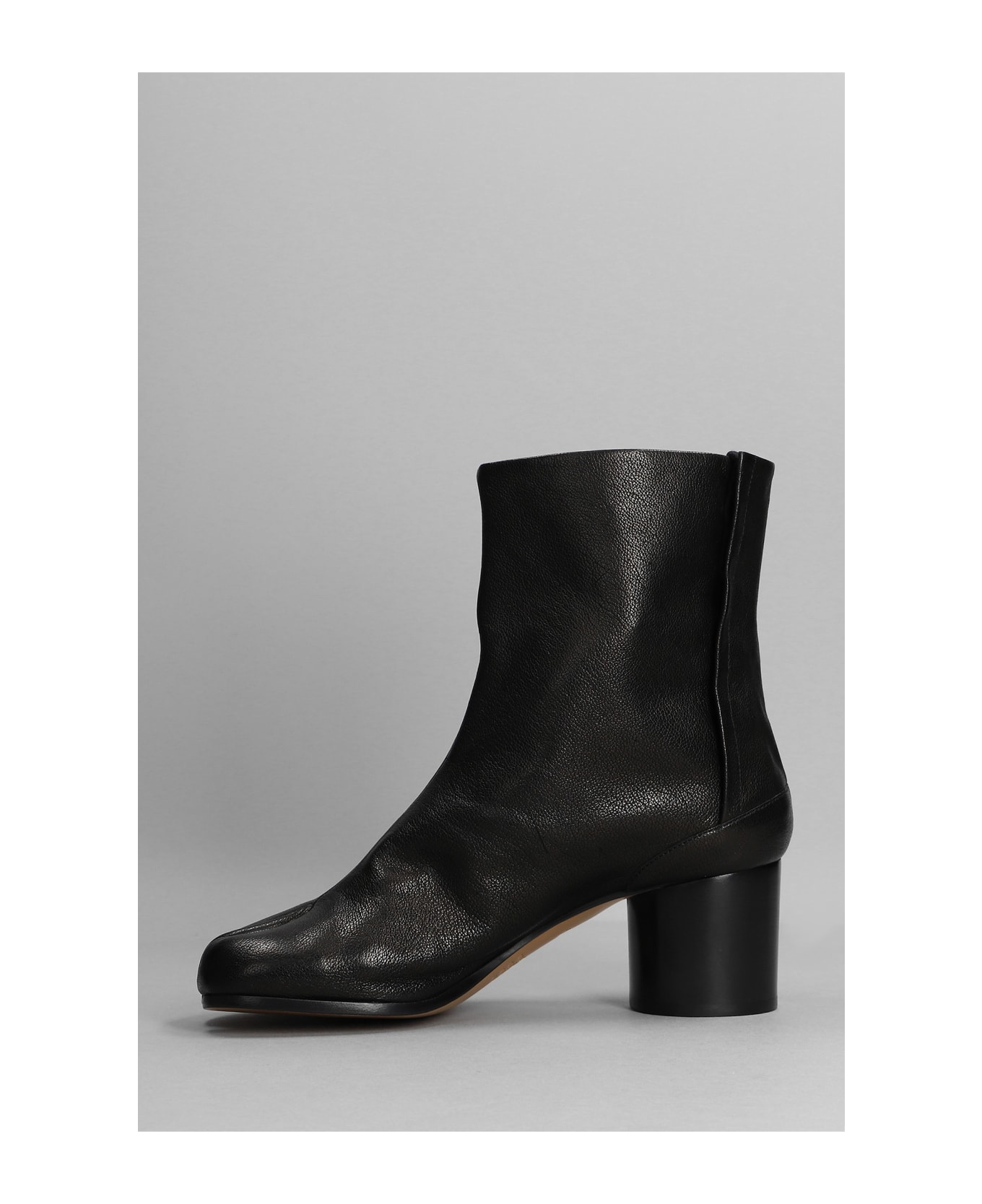 Maison Margiela Tabi Low Heels Ankle Boots In Black Leather - Nero