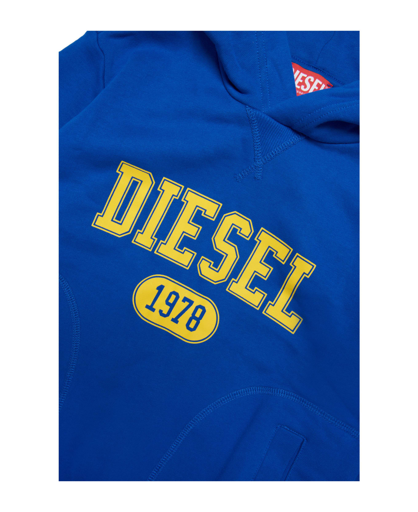 Diesel Smuster Over Sweat-shirt Diesel - Polo Ralph Lauren Czerwony T-shirt z logo na kieszeni