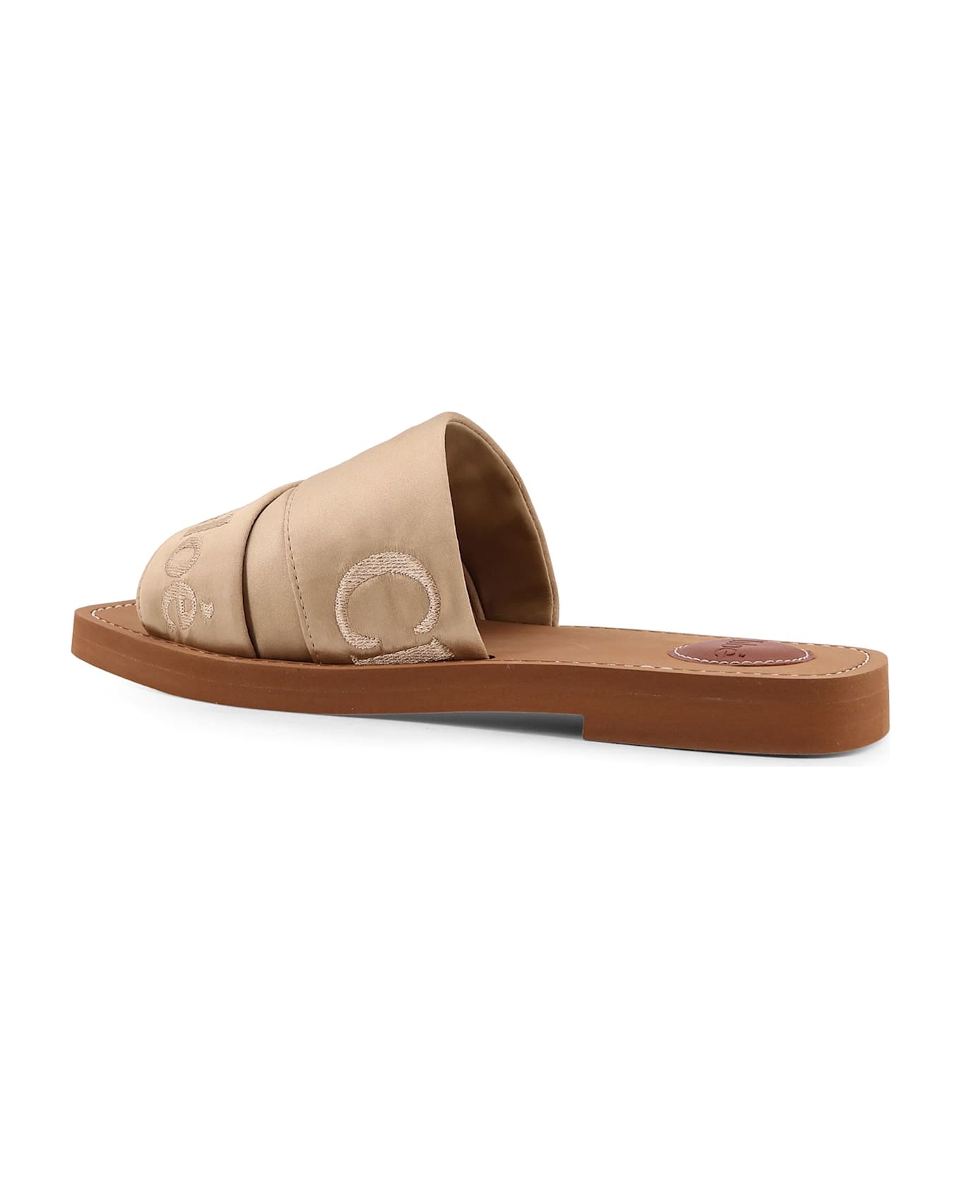Chloé Woody Satin Sandals With Embroidered Logo - Light Sand
