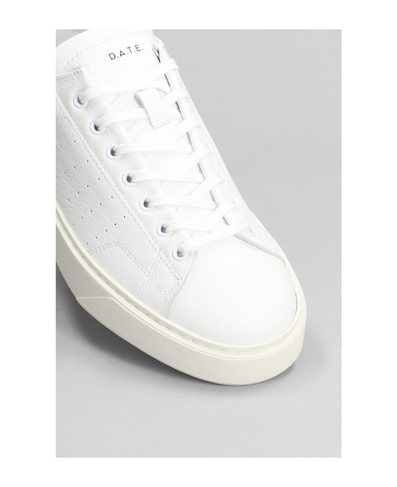 D.A.T.E. Levante Sneakers In White Leather - white