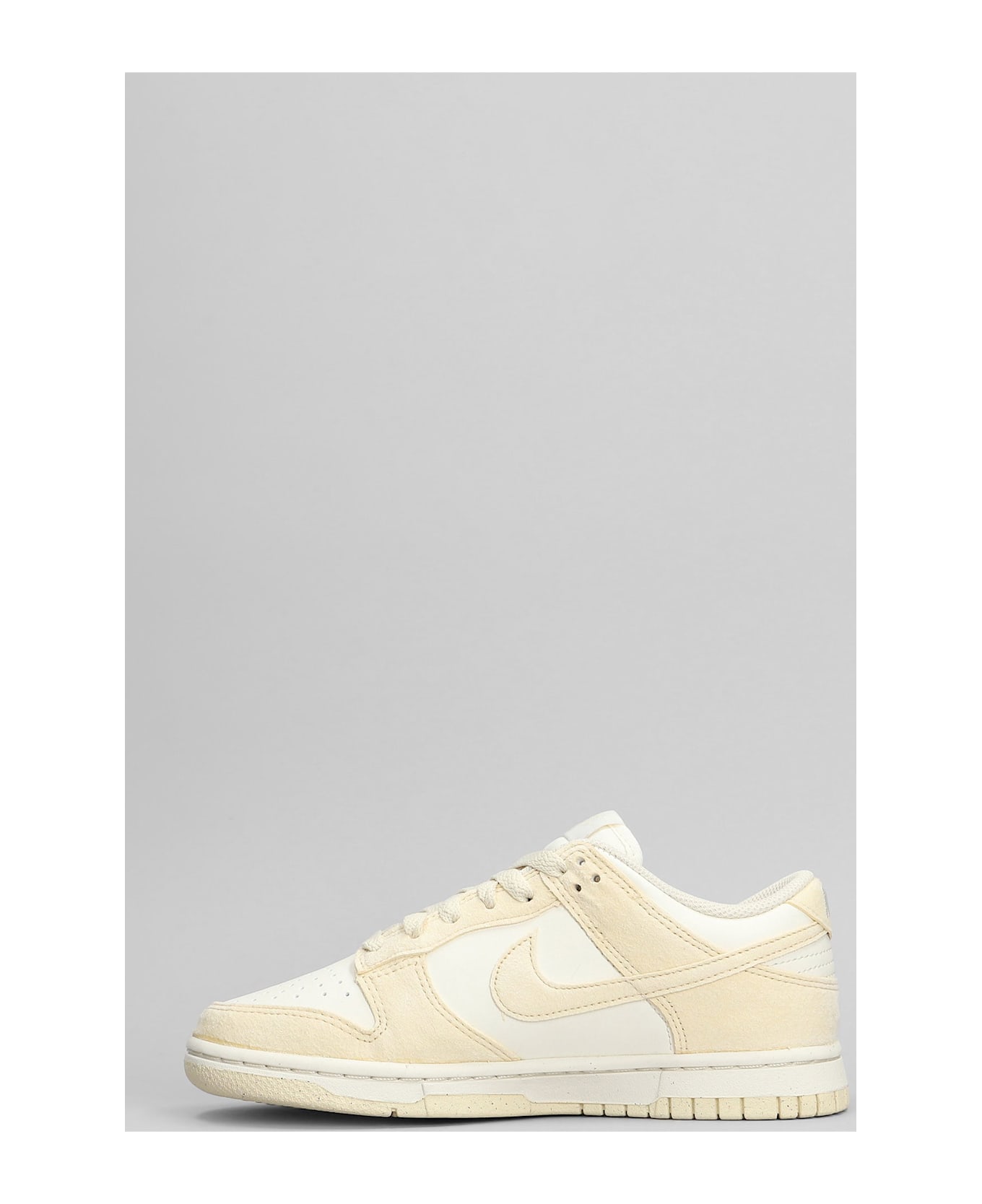 Nike Dunk Low Sneakers In Beige Suede And Leather - beige