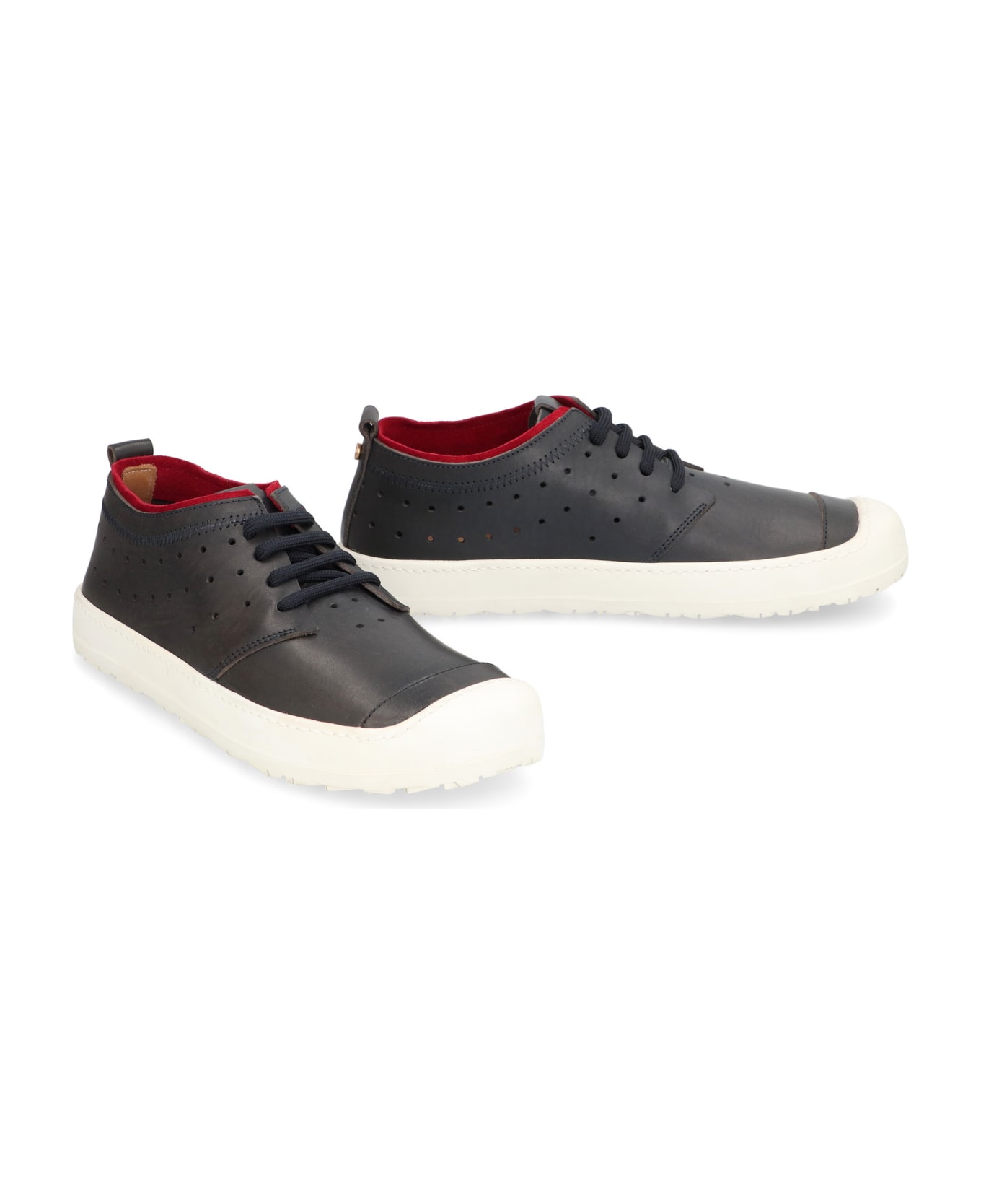 Volta Leather Low-top Sneakers - black