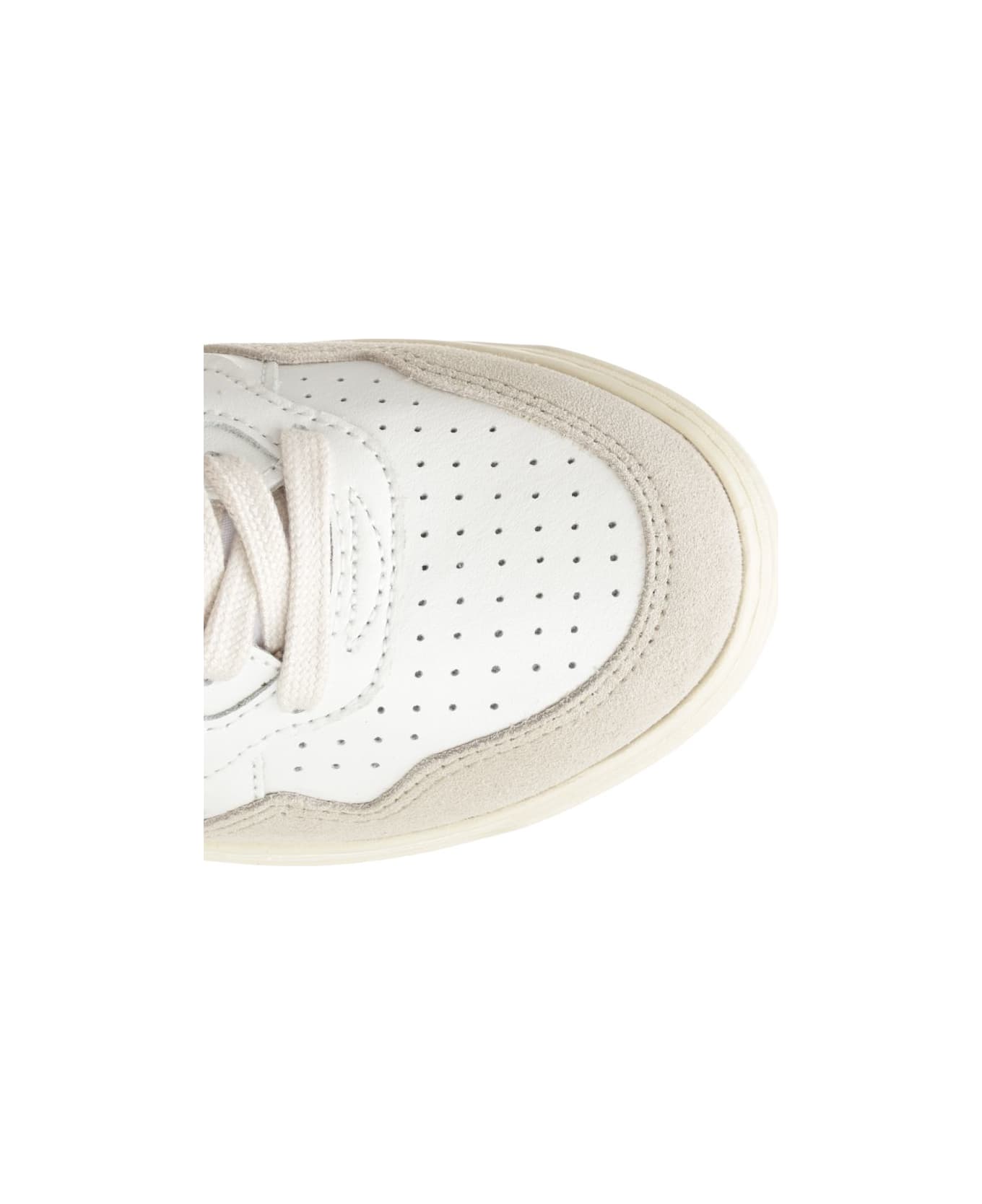 Autry 'medalist Low' Sneaker - White Powder Pink