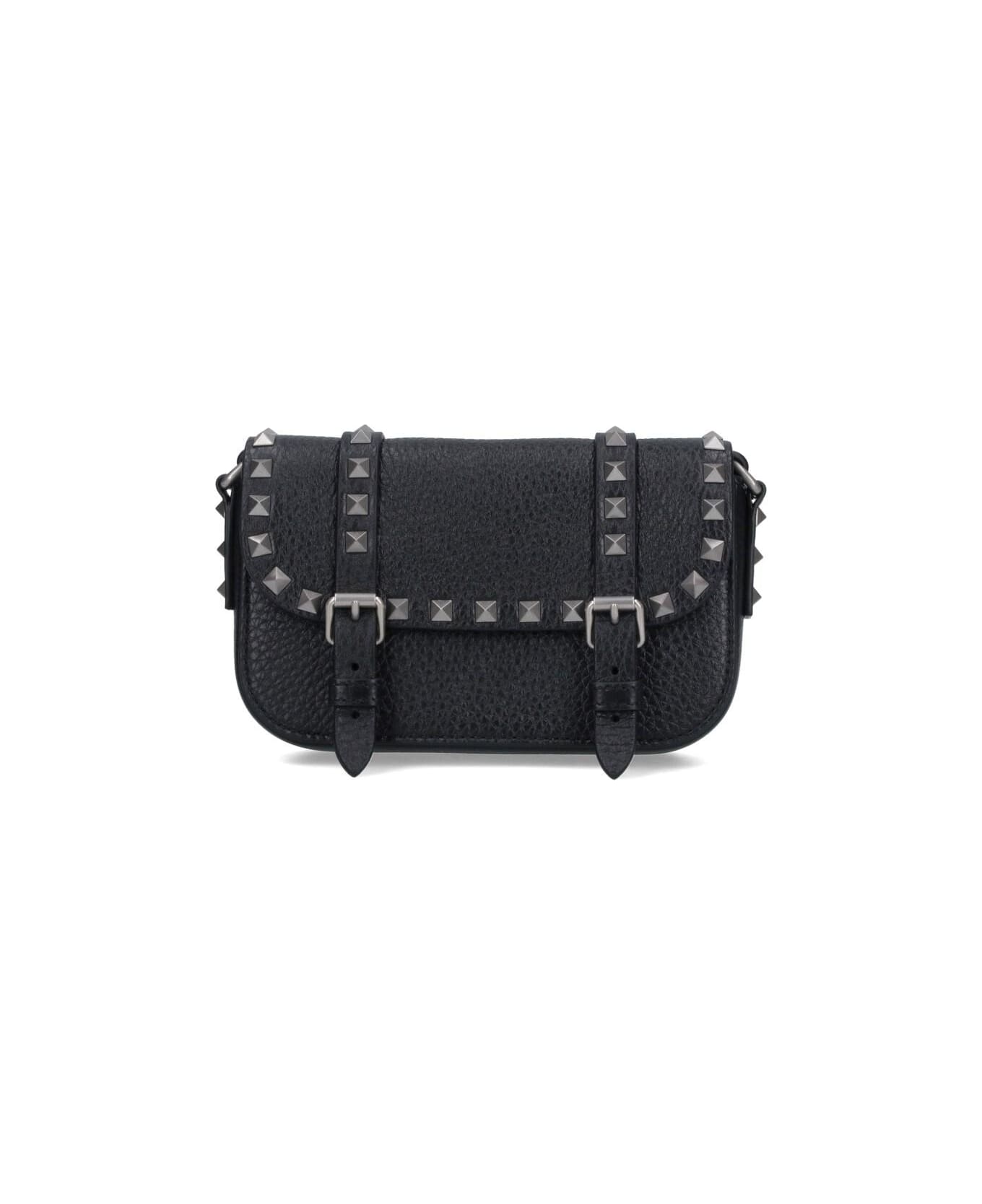Valentino Garavani 
rockstud
 Smartphone Pouch - Black  