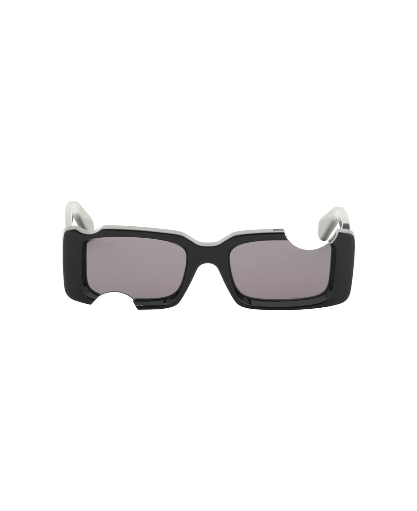 Off-White Cady Sunglasses - BLACK DARK GREY (Black)