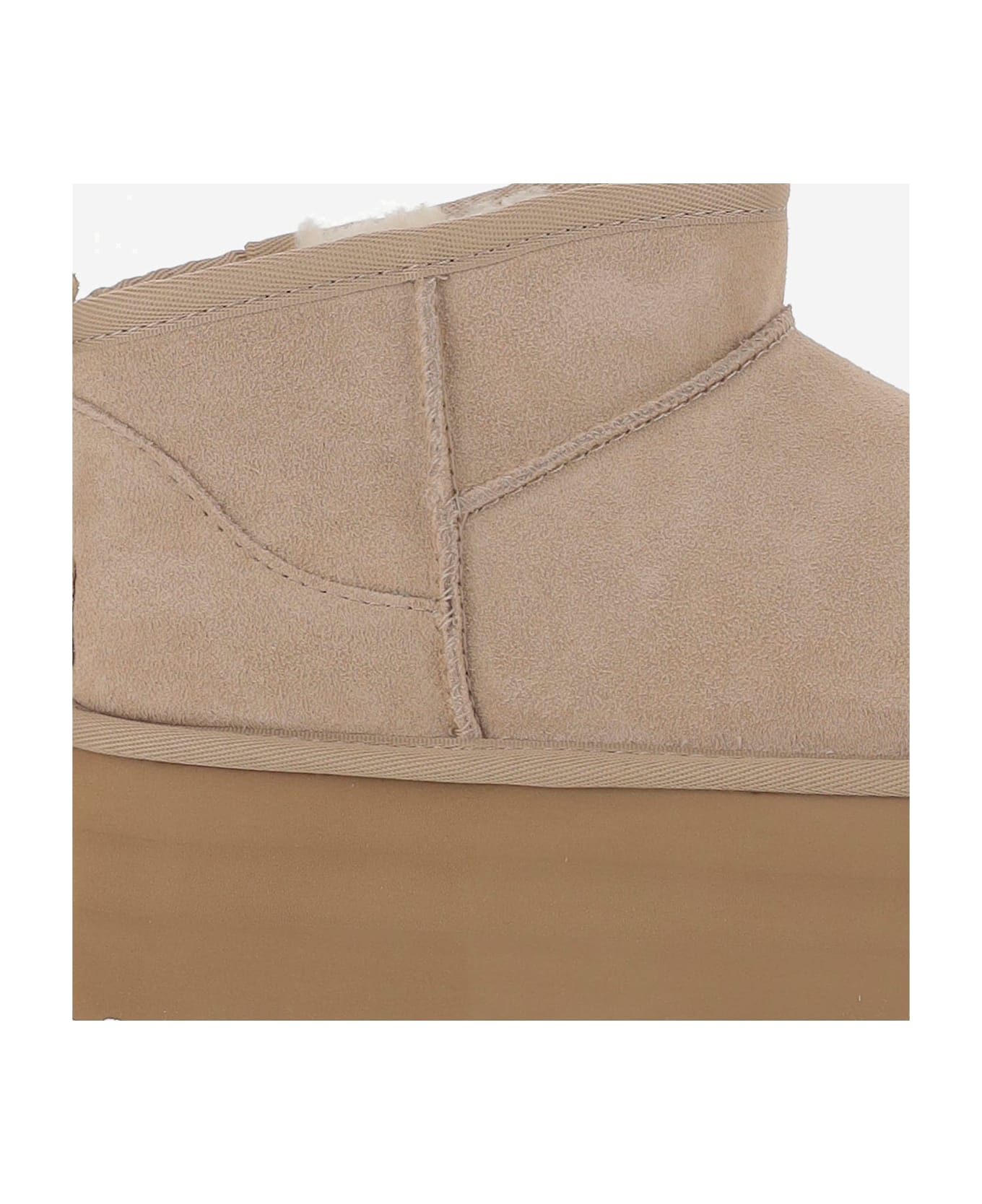 UGG Classic Ultra Mini Platform Boots - Beige