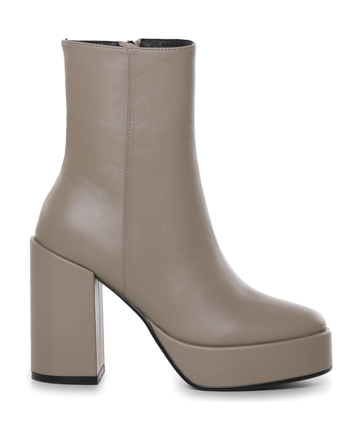 Bibi Lou Leather Boot With Heel - Taupe ブーツ