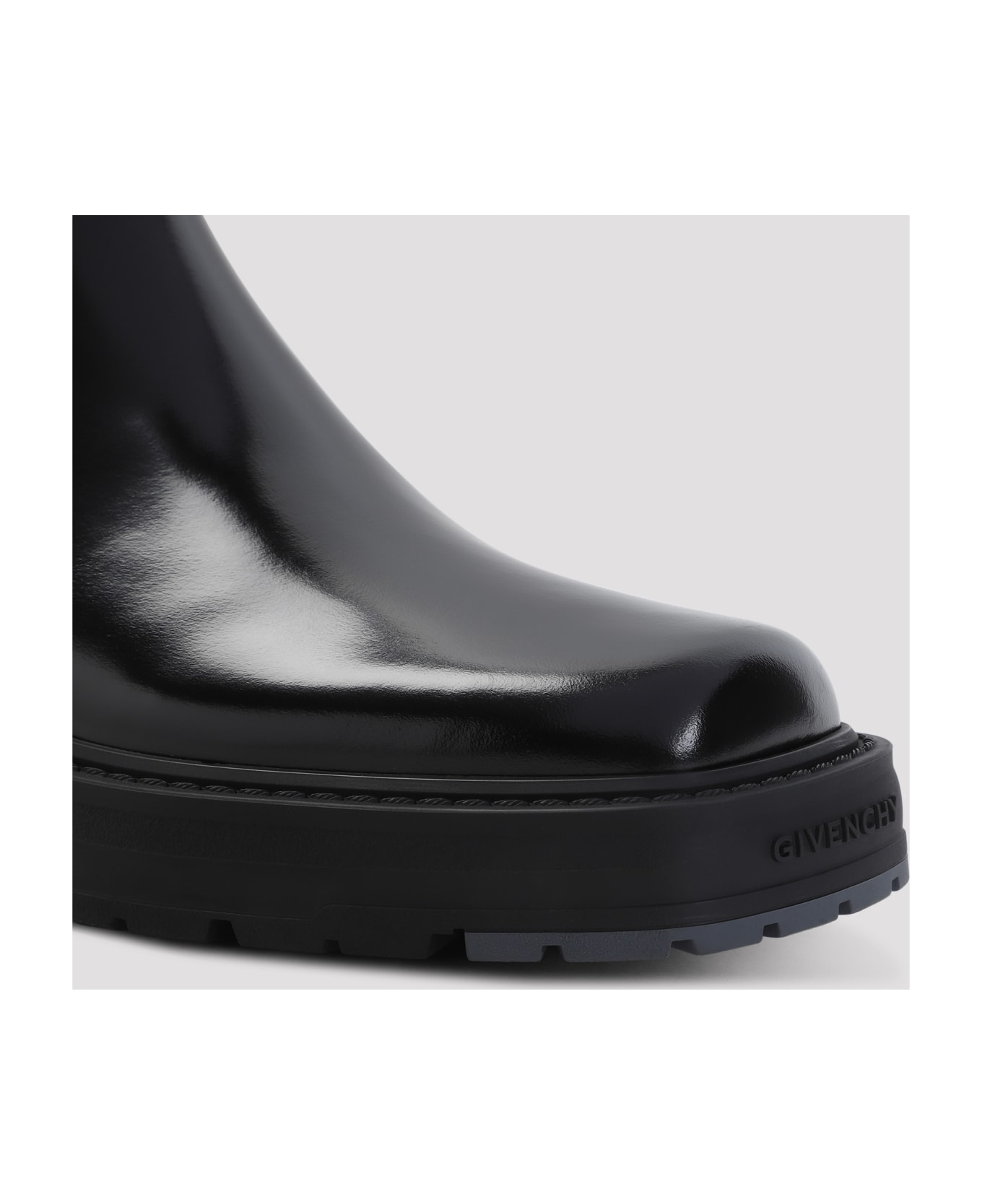 Givenchy Chelsea Boots - Black