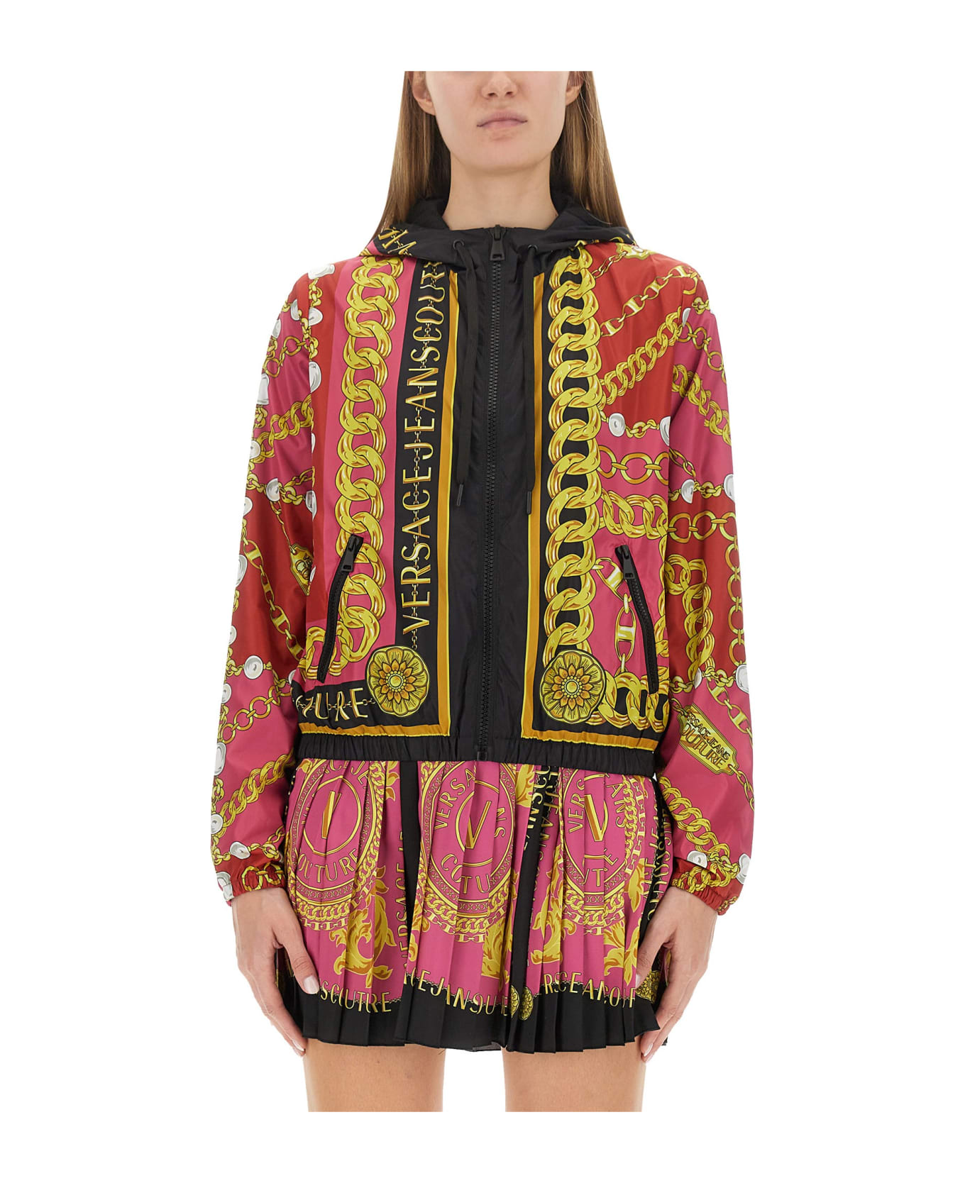 Versace Jeans Couture Windbreaker V-emblem Chain - Fucsia