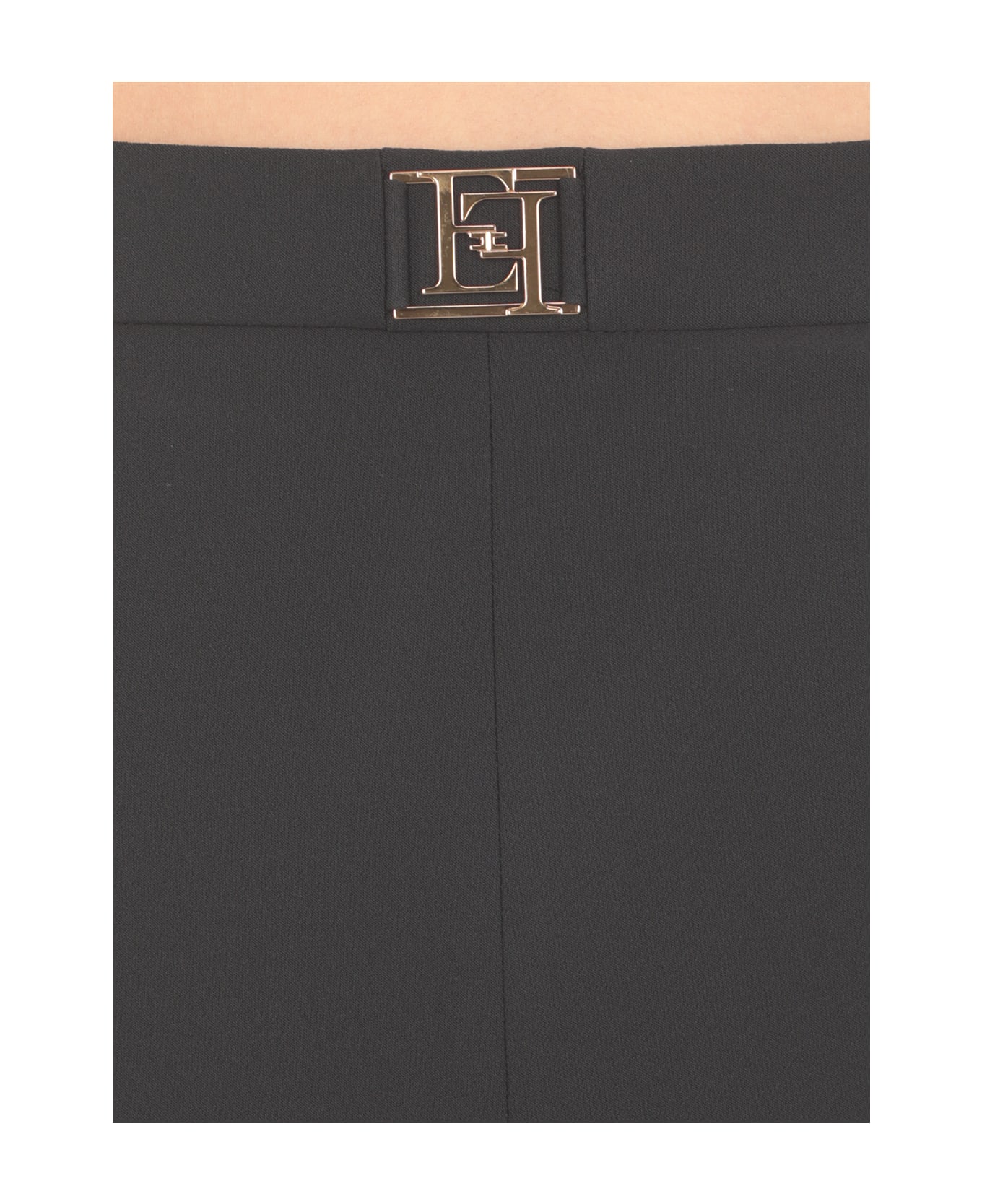 Elisabetta Franchi Crepe Shorts With Gold Plate - Black