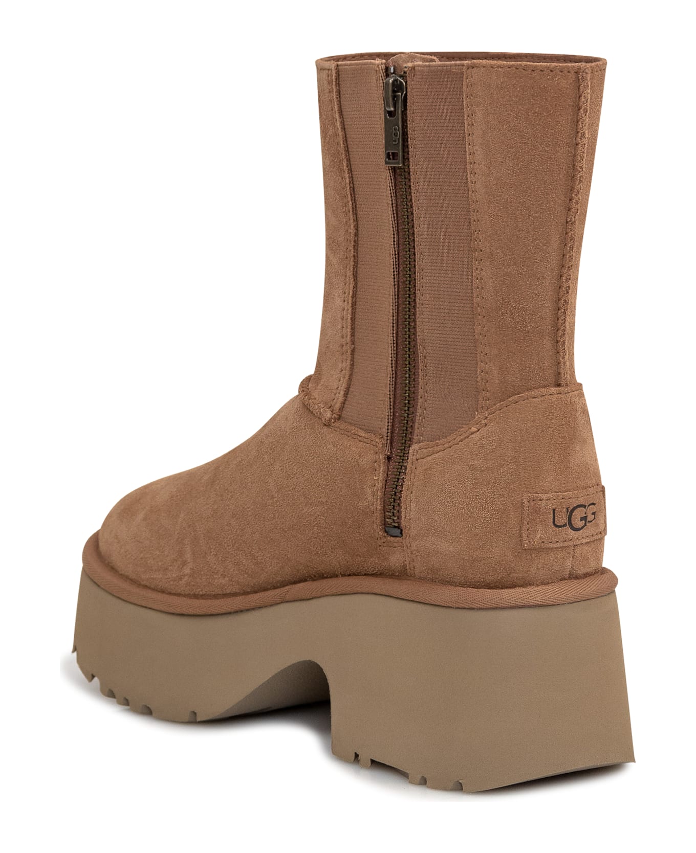 UGG Classic Twin Seam Boot - CHESTNUT